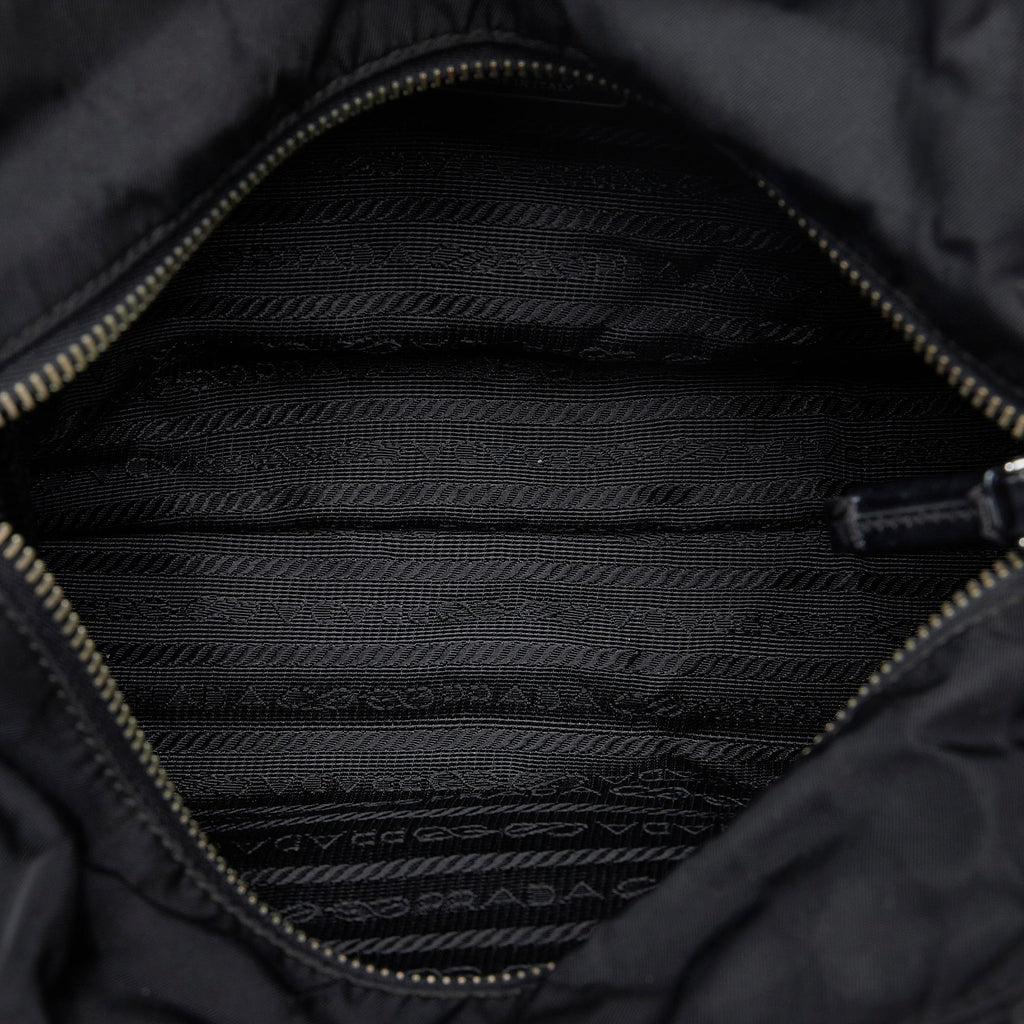 Prada Canapa Logo Tessuto Satchel (SHG-jEruea)