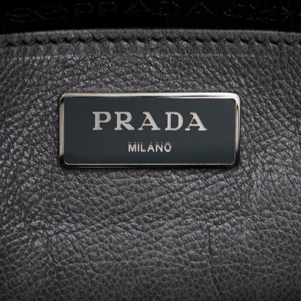 Prada City Calf Double Zip Tote (SHG-lVWkbA)