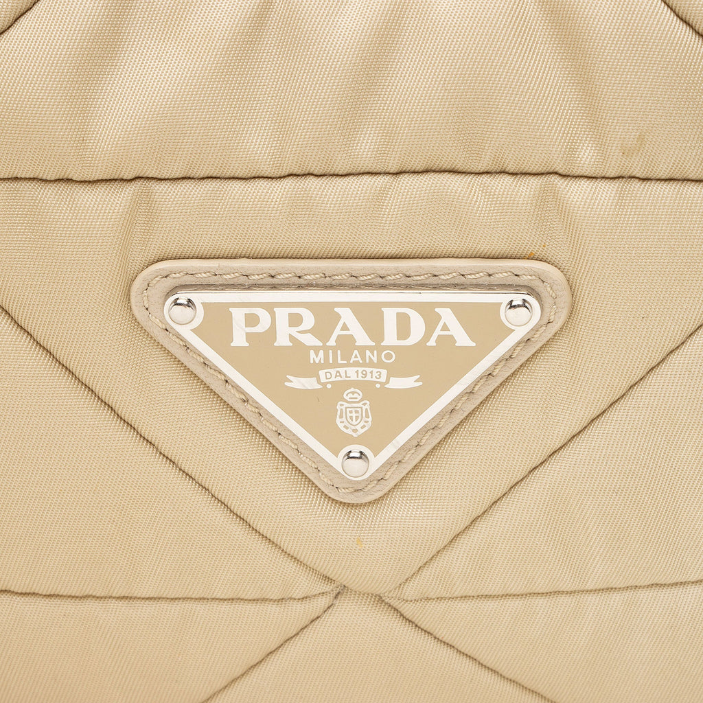 Prada Quilted Padded Re-Nylon Hobo (SHF-aLaT0R)