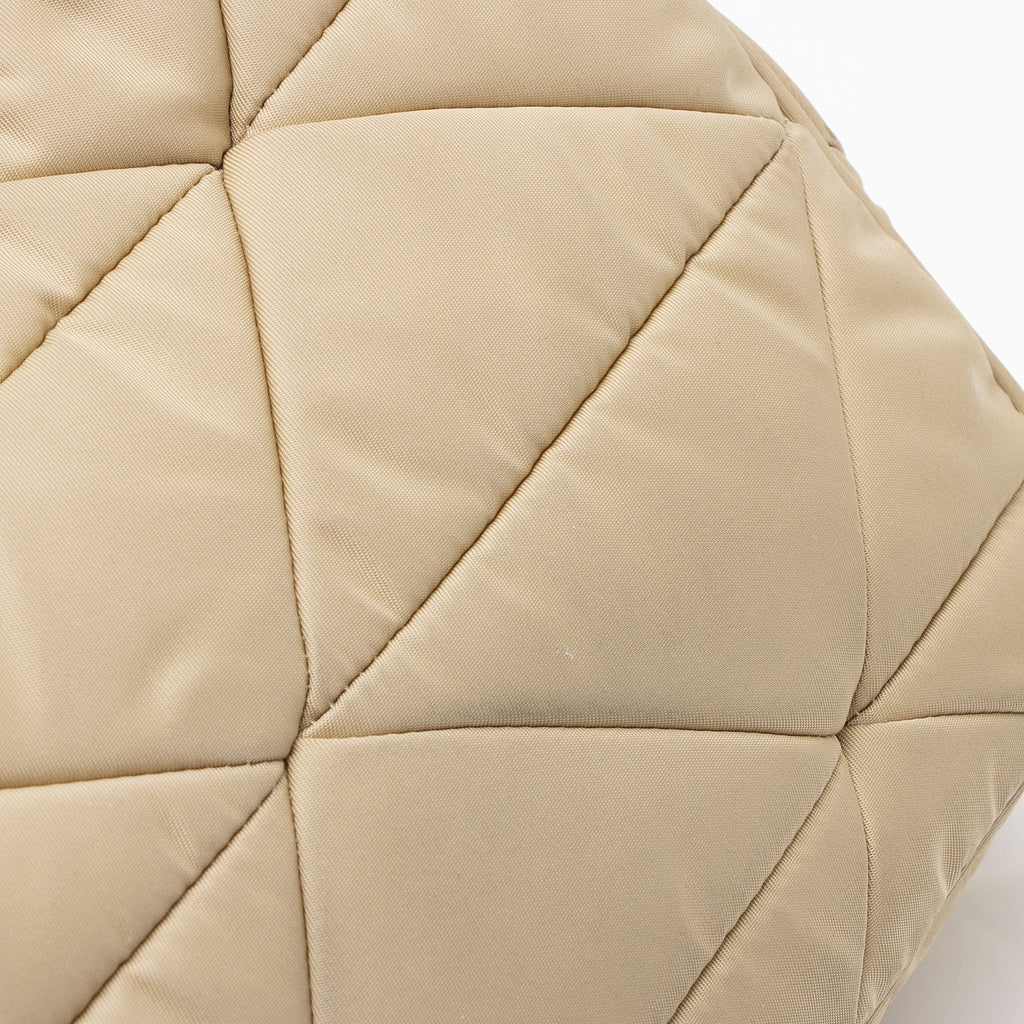 Prada Quilted Padded Re-Nylon Hobo (SHF-aLaT0R)