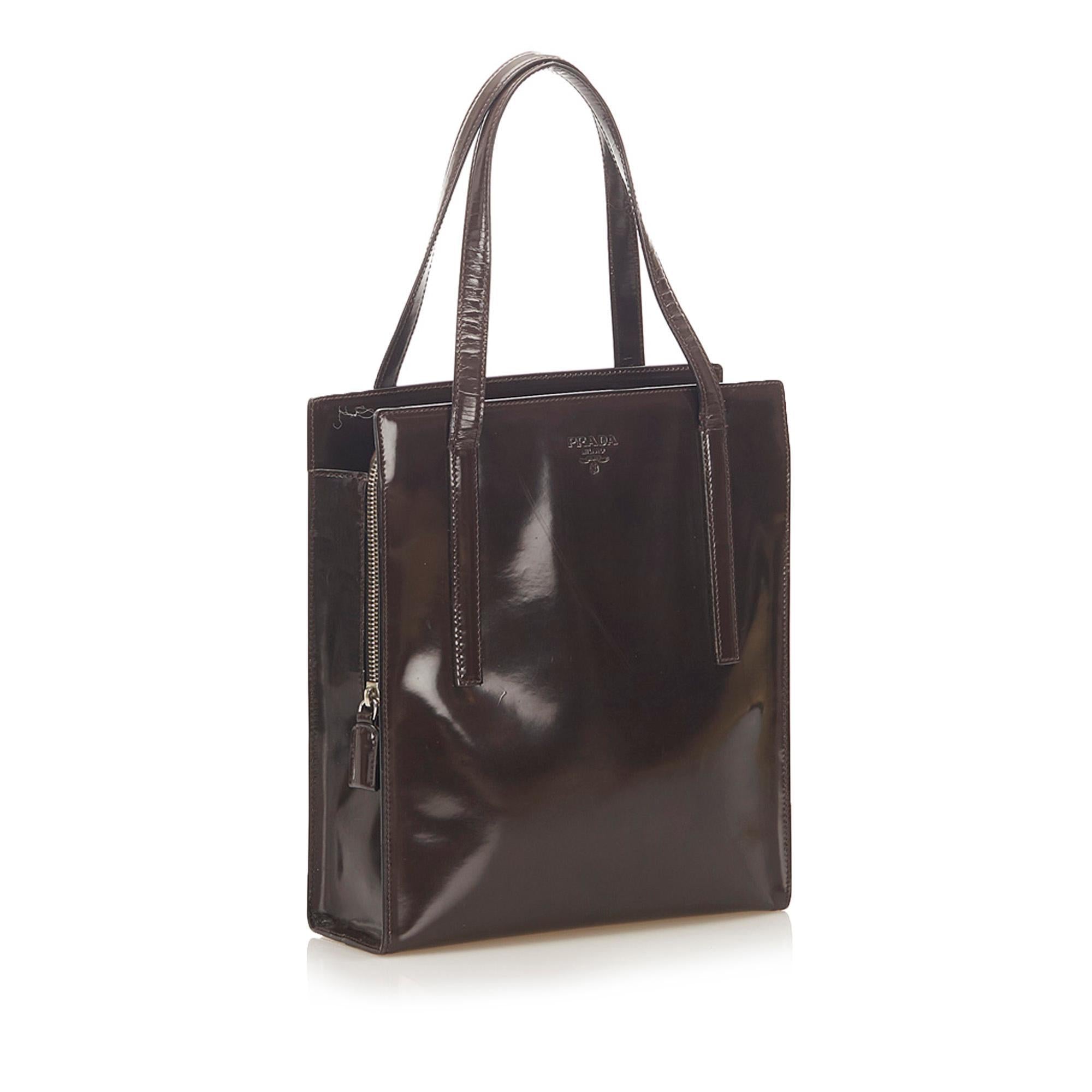 Prada Patent Leather Tote Bag (SHG-18306)