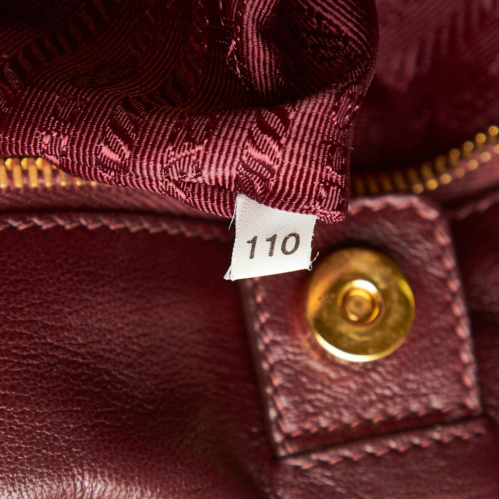 Prada Ruffled Tessuto Tote Bag (SHG-u7yiMw)