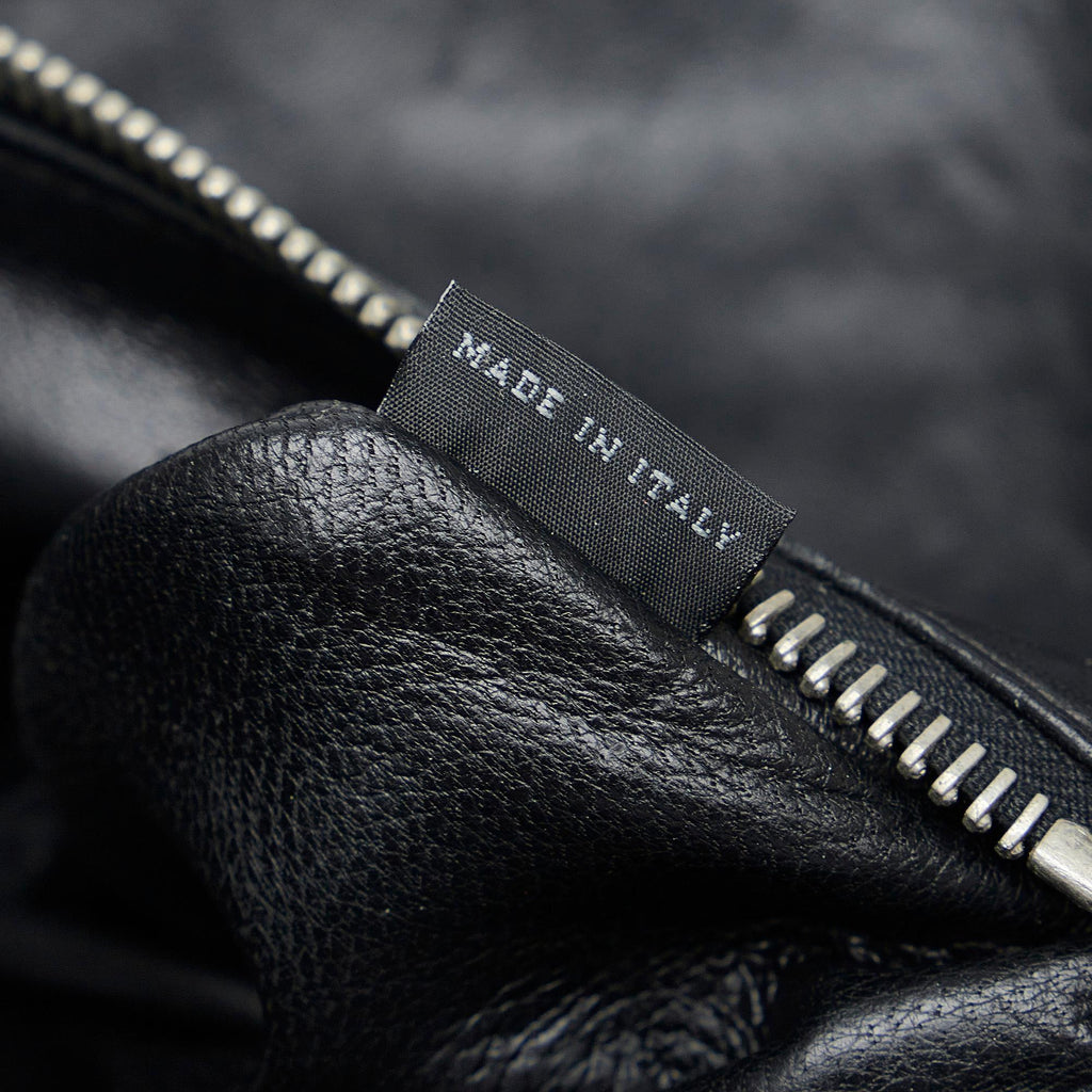 Prada Saffiano Clutch (SHG-bUHRWq)