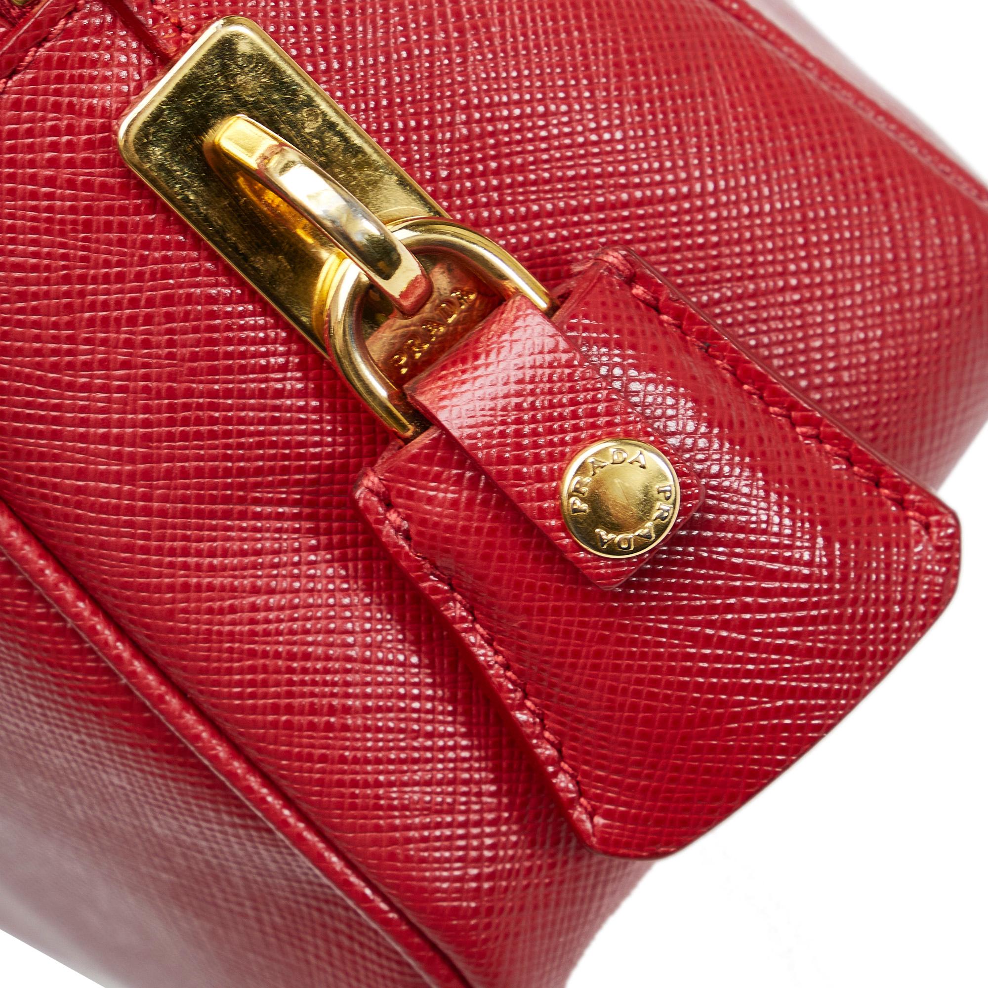 Prada Saffiano Lux Bauletto Handbag (SHG-my19Yr)