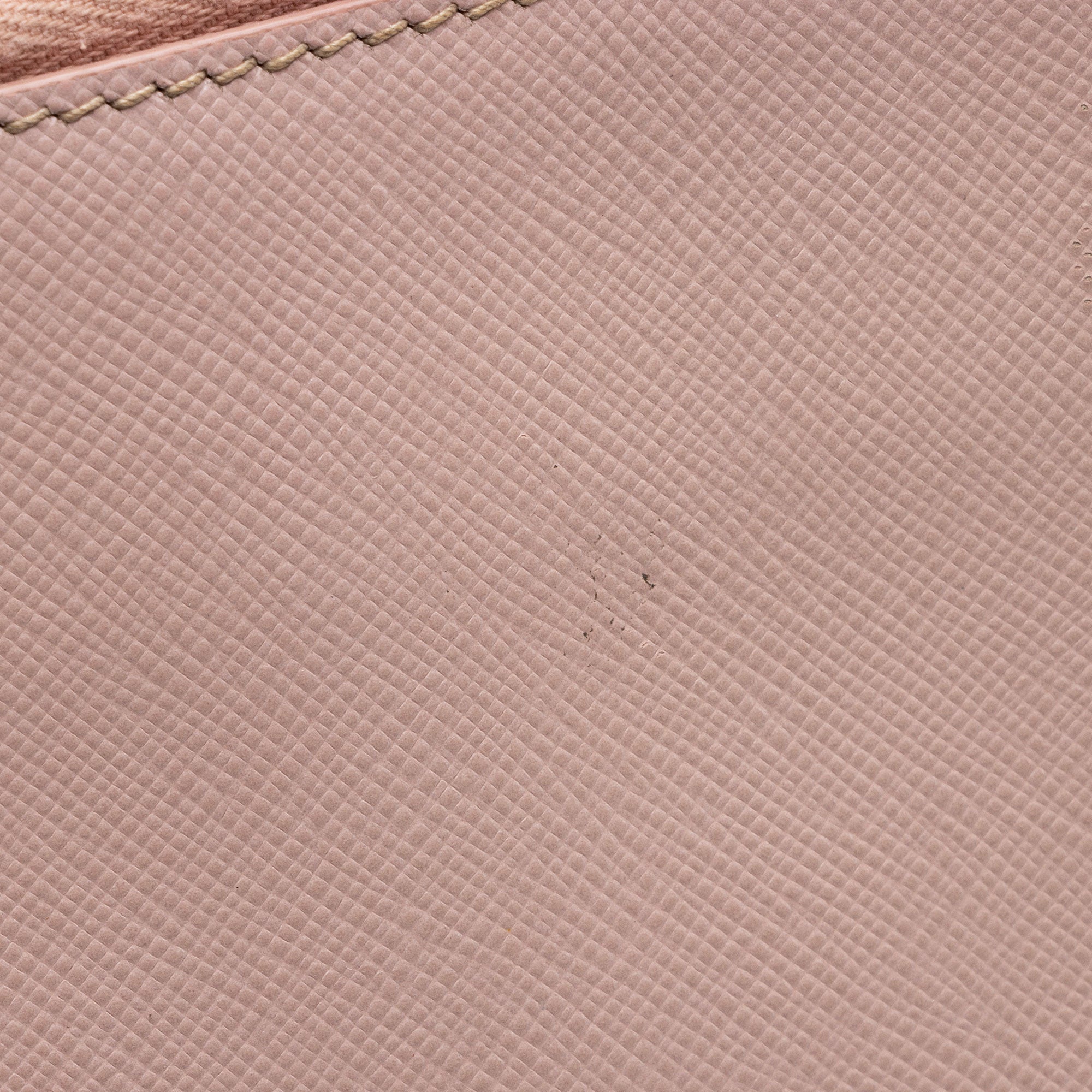 Prada Saffiano Lux Galleria Medium Tote (SHF-KdJyDQ)