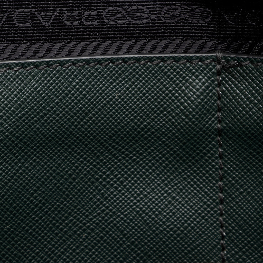 Prada Saffiano Lux Medium Satchel (SHF-EklQMj)