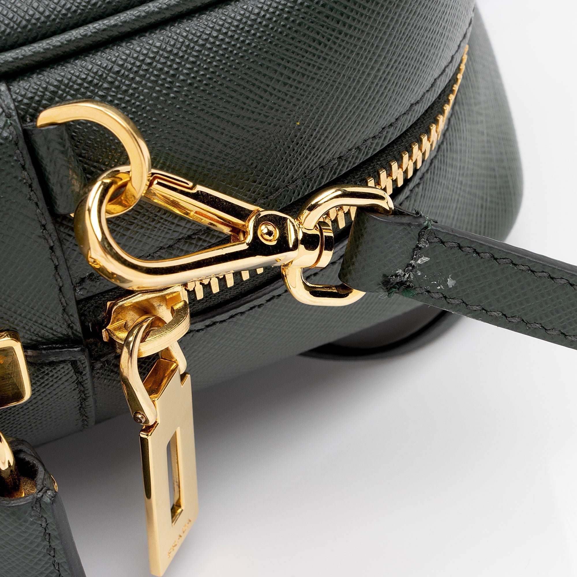 Prada Saffiano Lux Medium Satchel (SHF-EklQMj)