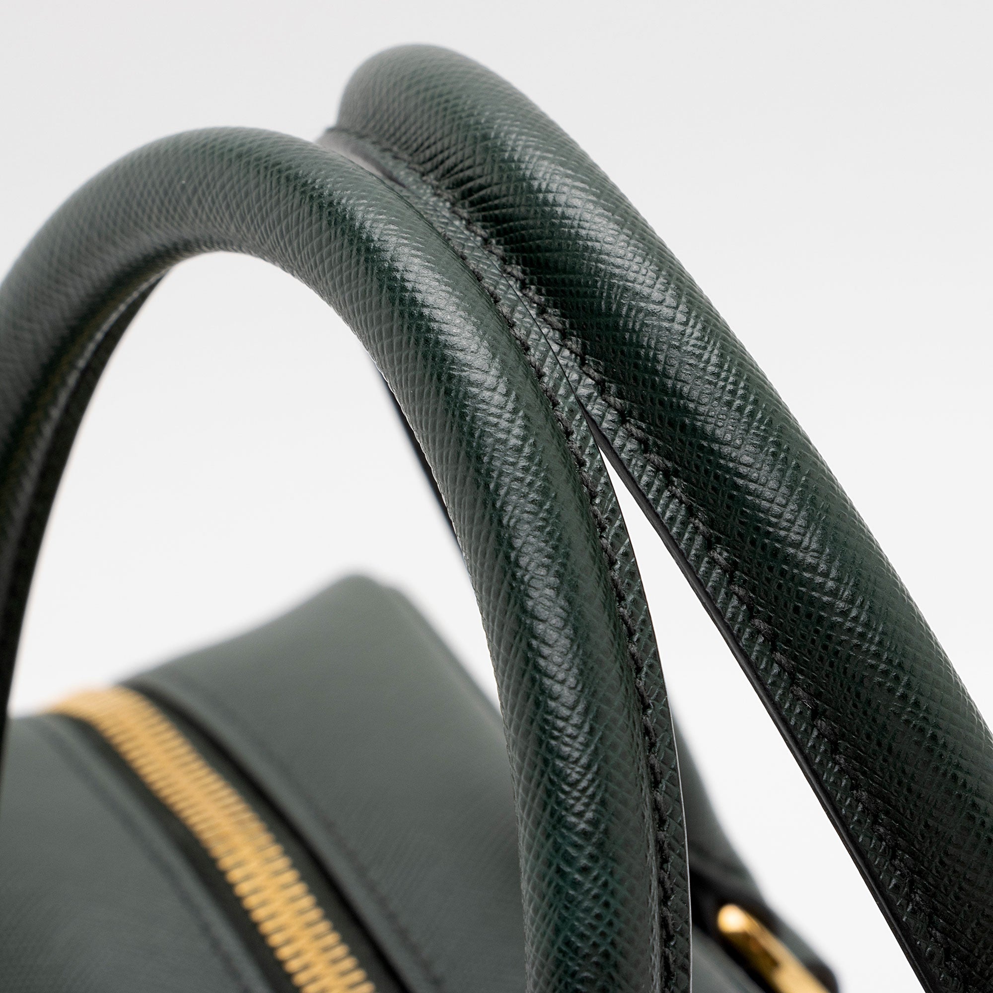 Prada Saffiano Lux Medium Satchel (SHF-EklQMj)