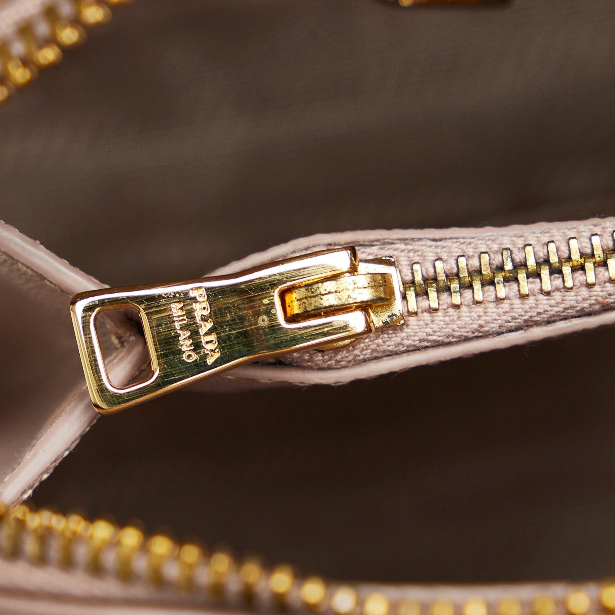 Prada Saffiano Lux Promenade (SHG-l7ZxiE)