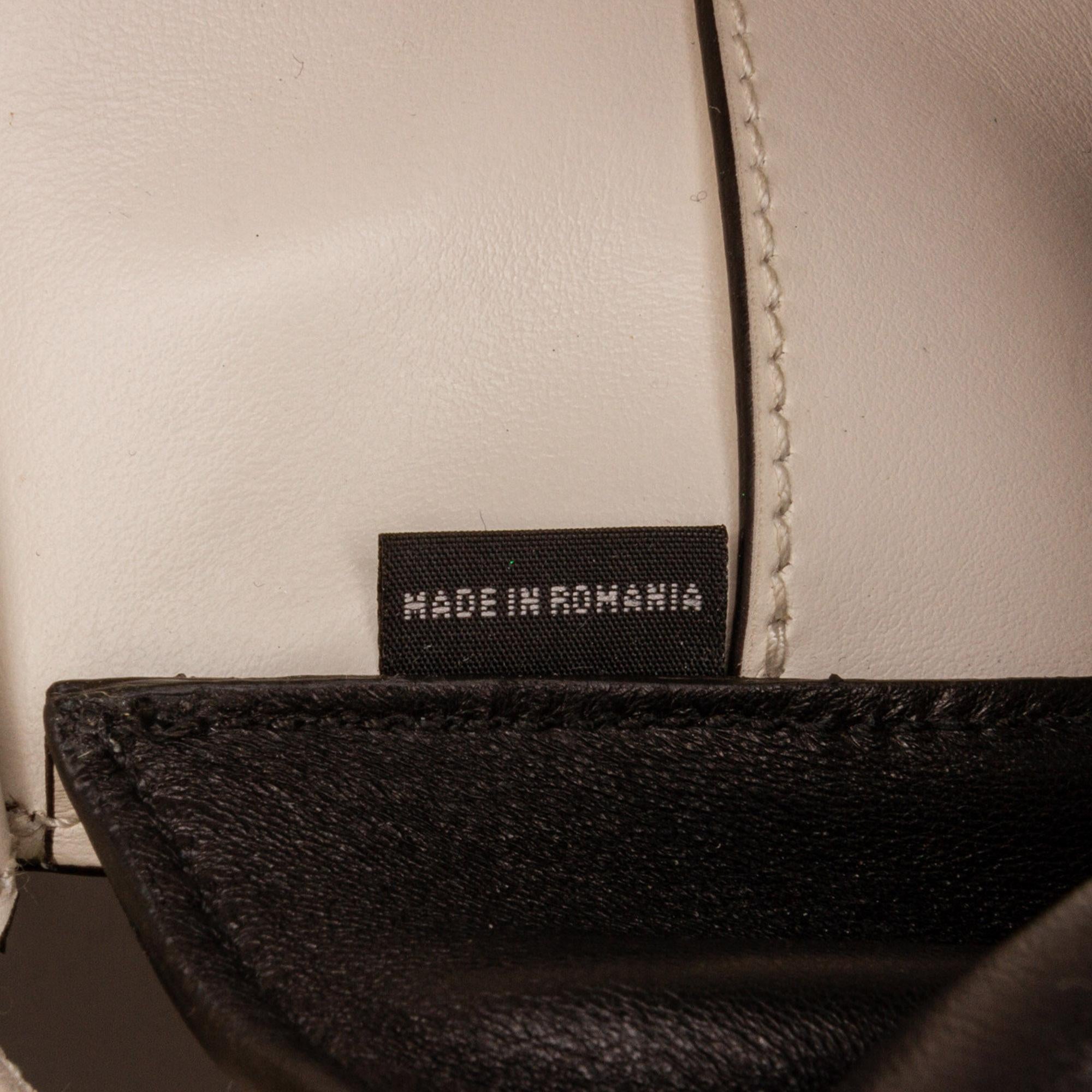 Prada Saffiano Soft Calf Crossbody Bag (SHG-DxiSVx)