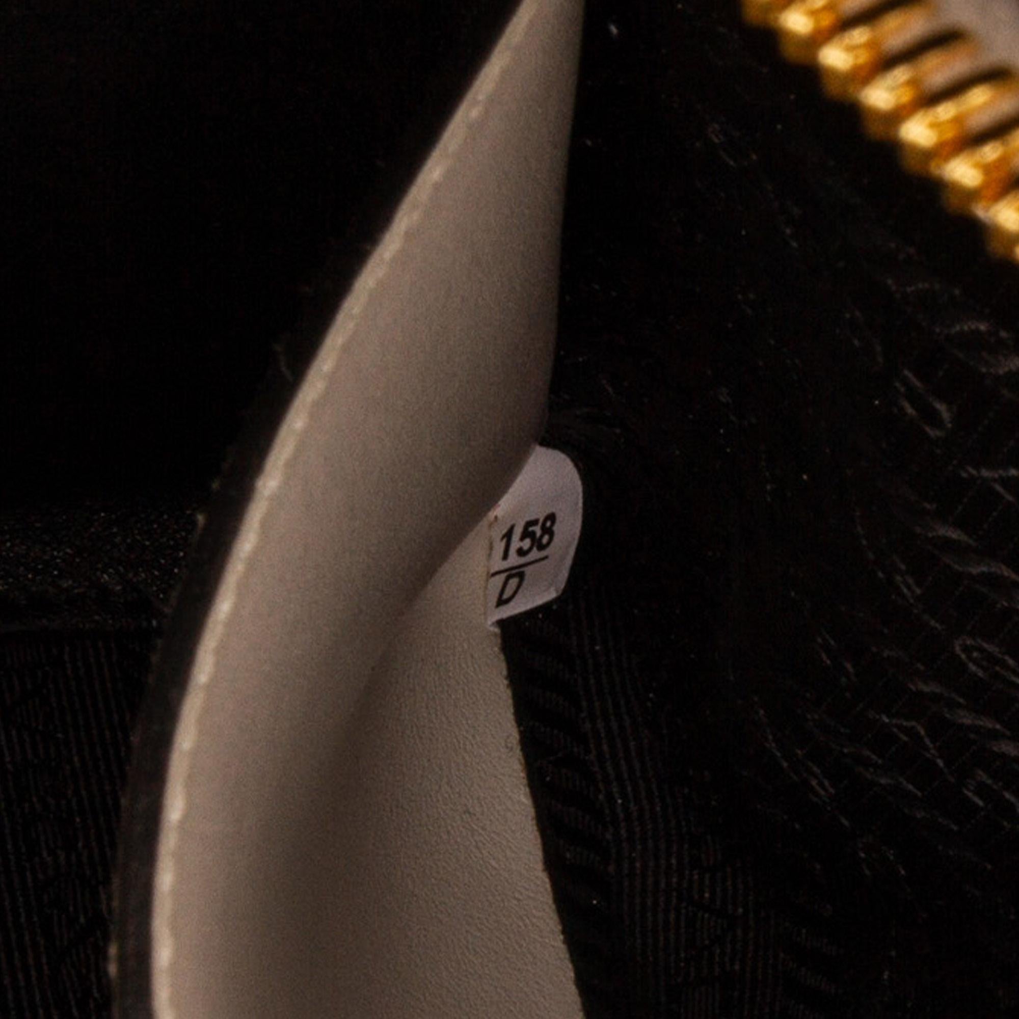 Prada Saffiano Soft Calf Crossbody Bag (SHG-DxiSVx)