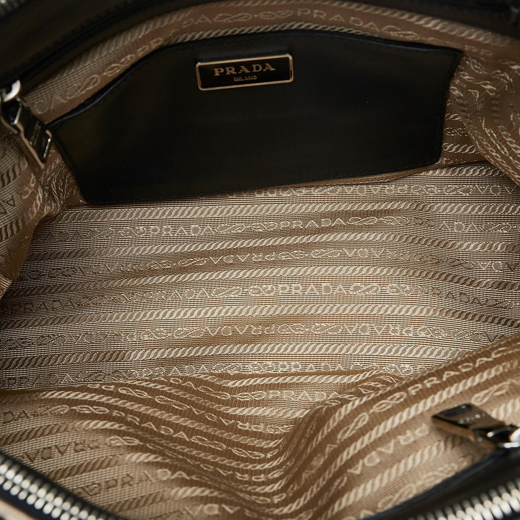 Prada Small City Calf Hand Stitched Galleria Double Zip (SHG-8e9XNd)