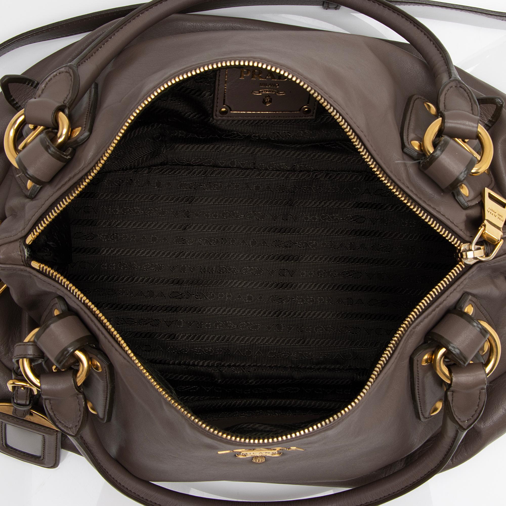 Prada Soft Calf Sacca 2 Manici Medium Satchel (SHF-IrfhQZ)