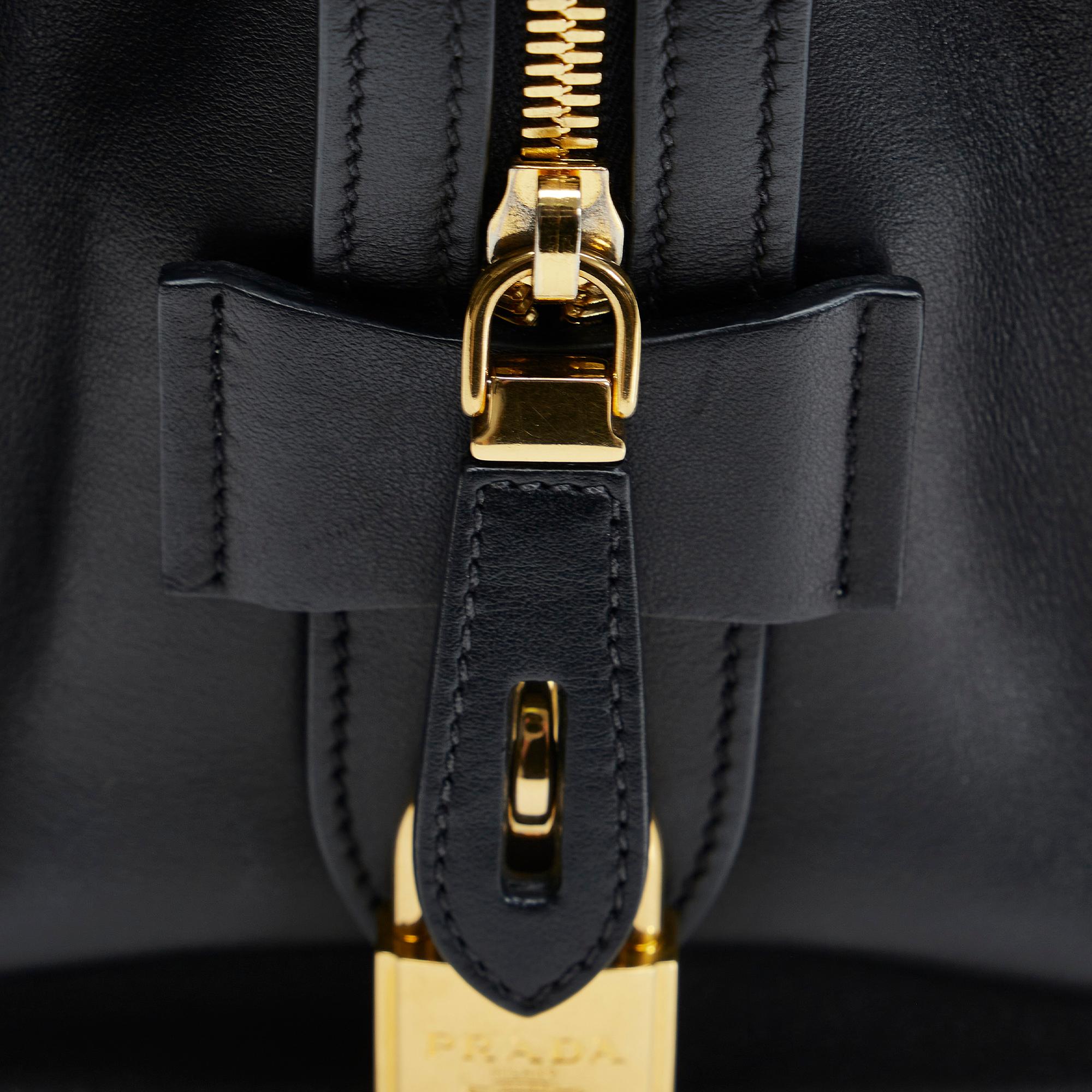 Prada Soft Calf-Trimmed Saffiano Esplanade (SHG-DqWXsj)