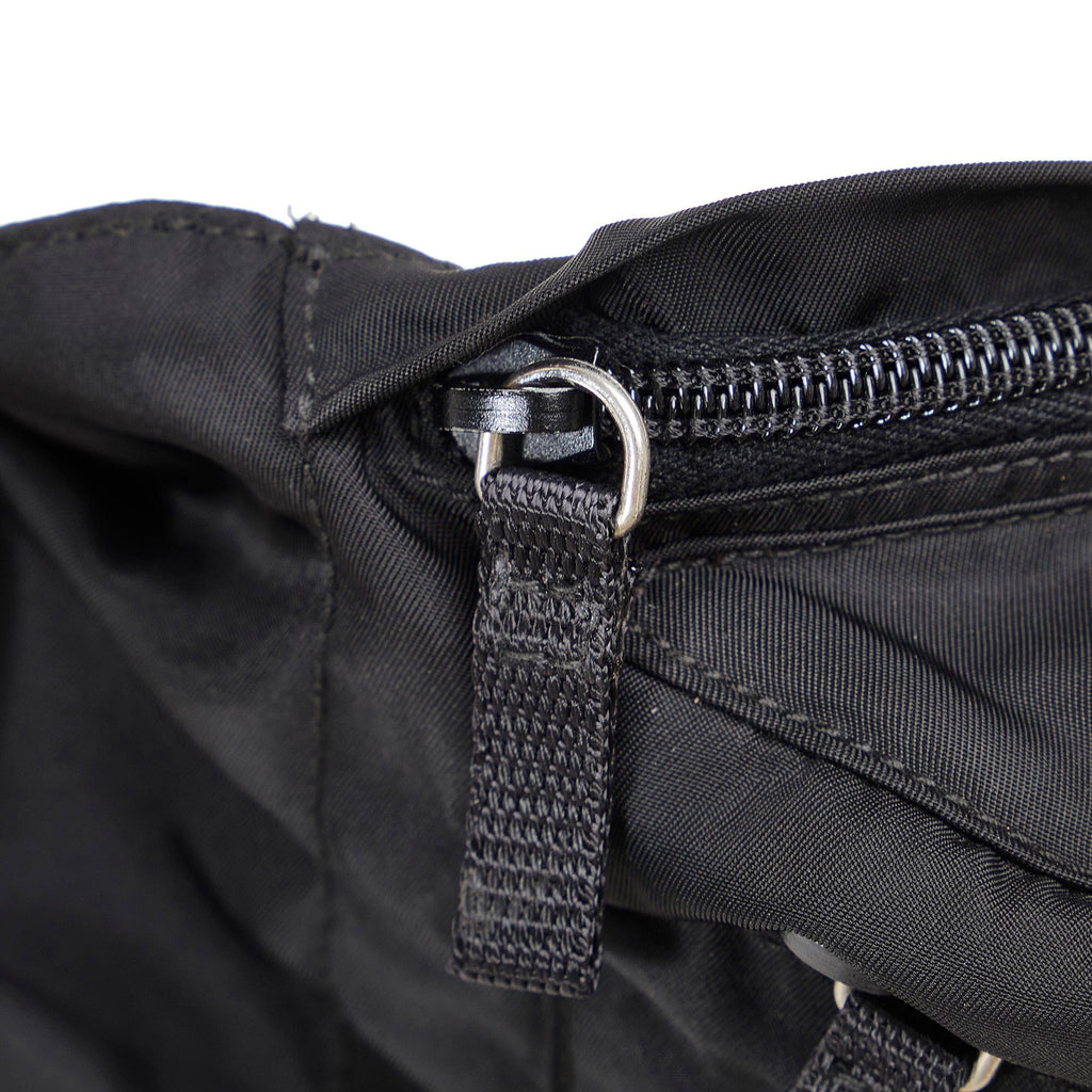 Prada Tessuto Belt Bag (SHG-T9XxtD)