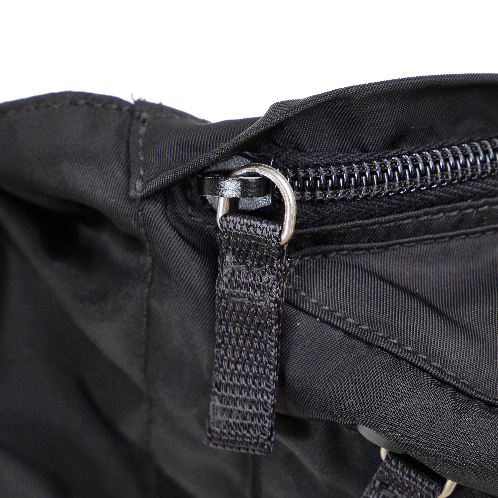 Prada Tessuto Belt Bag (SHG-T9XxtD)