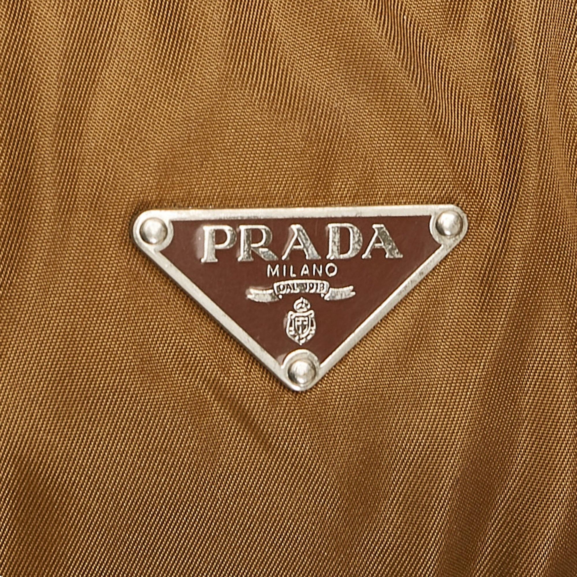 Prada Tessuto Boston Bag (SHG-MKVaQA)