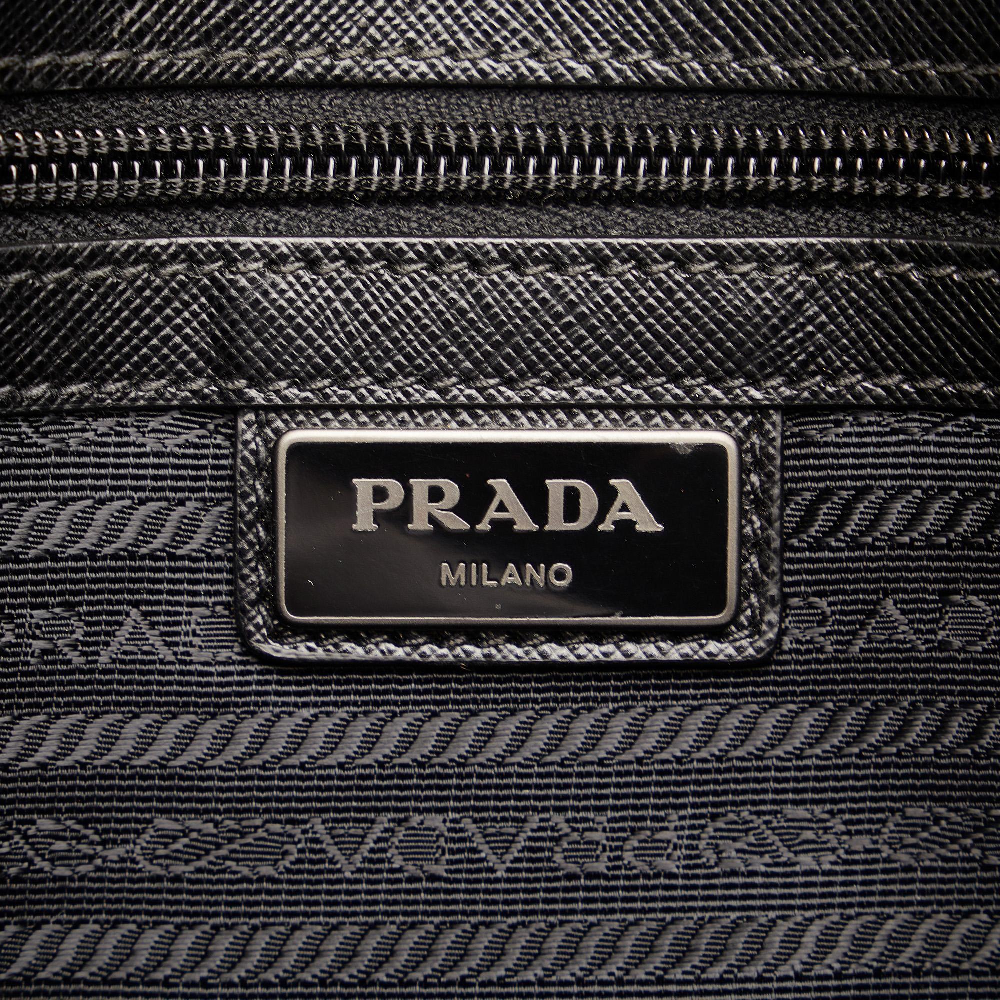 Prada Tessuto Camo Messenger Bag (SHG-ftIjDN)