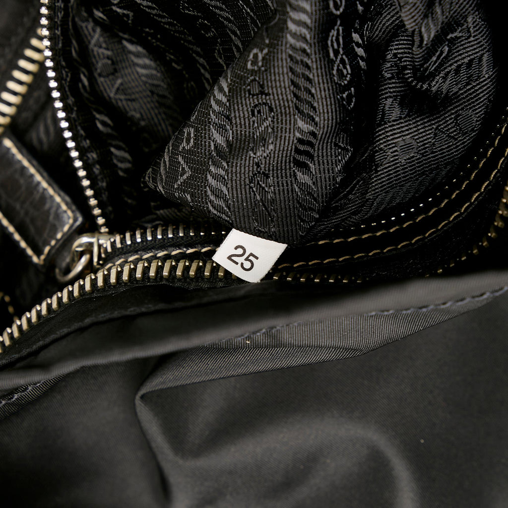 Prada Tessuto Crossbody Bag (SHG-17NpVW)