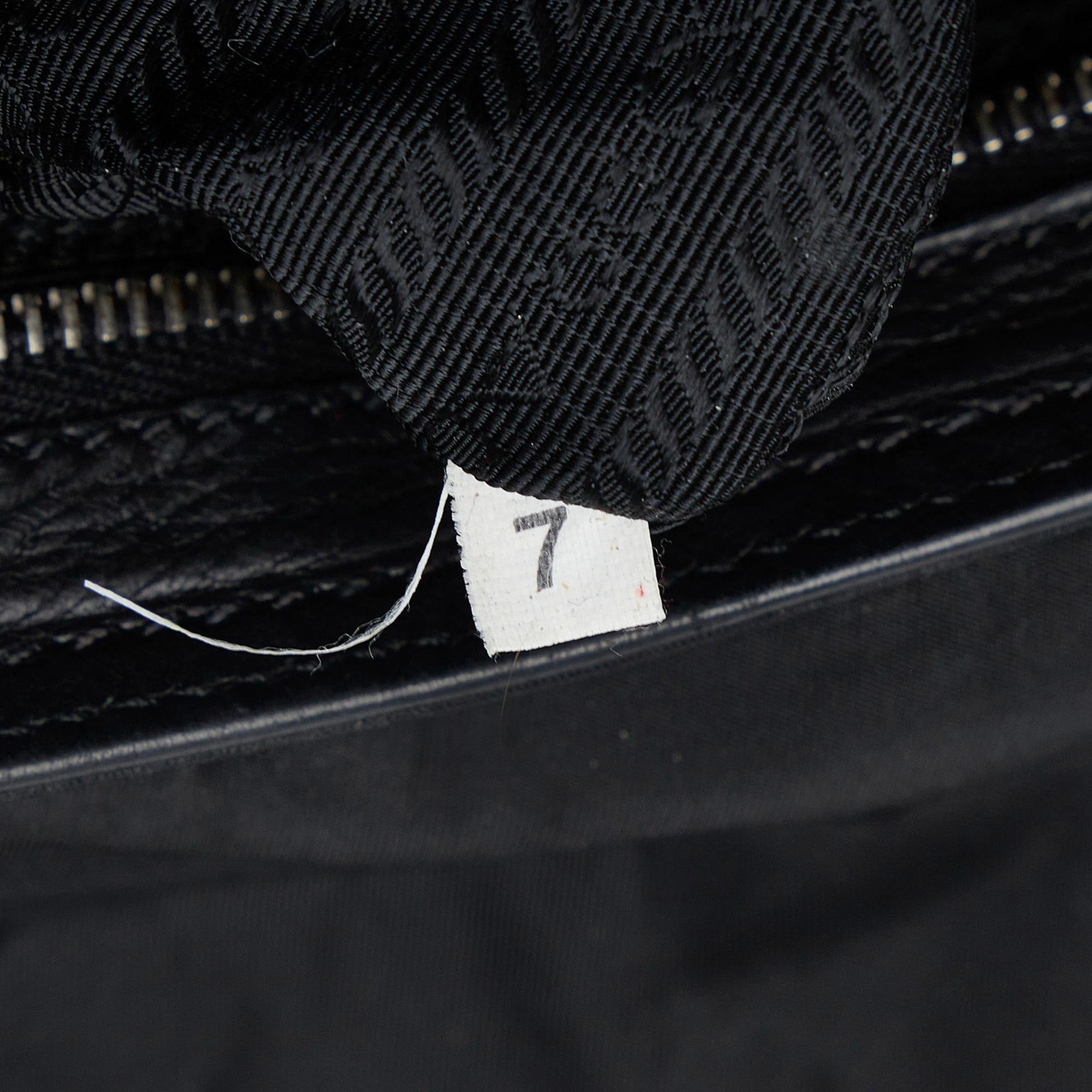 Prada Tessuto Crossbody Bag (SHG-t8POwL)