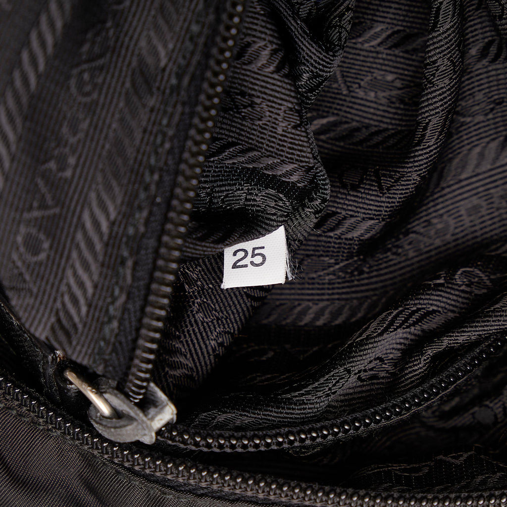 Prada Tessuto Crossbody Bag (SHG-Iv7cu0)