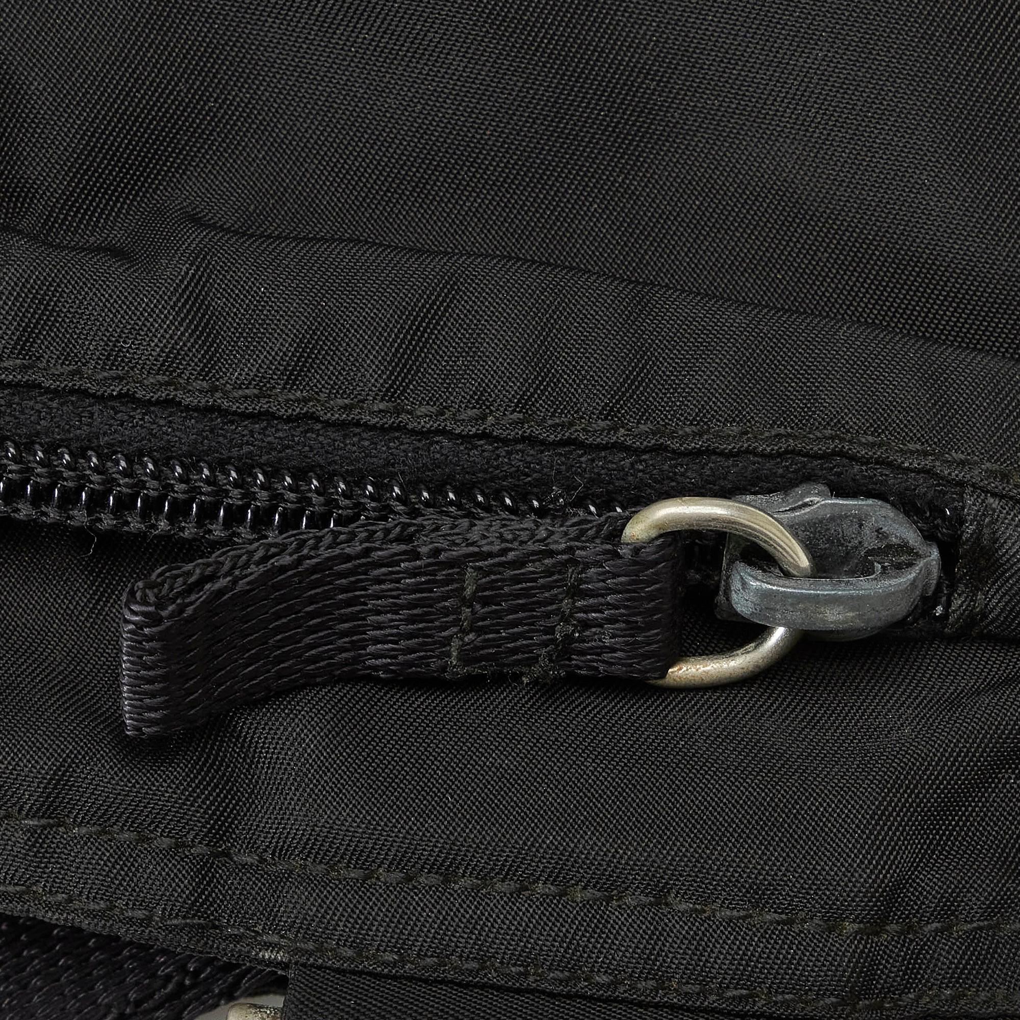 Prada Tessuto Crossbody Bag (SHG-paKAhi)