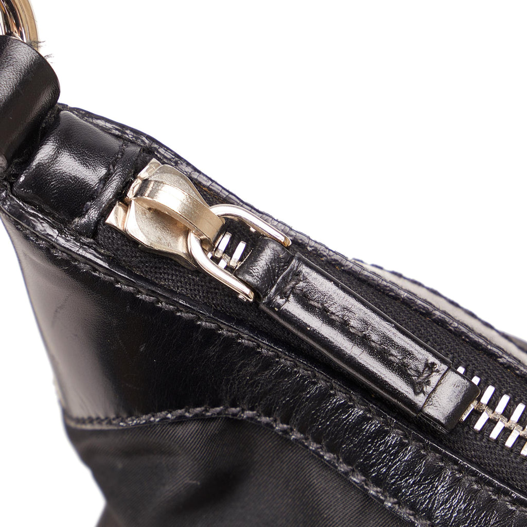 Prada Tessuto Crossbody Bag (SHG-QvCvSO)