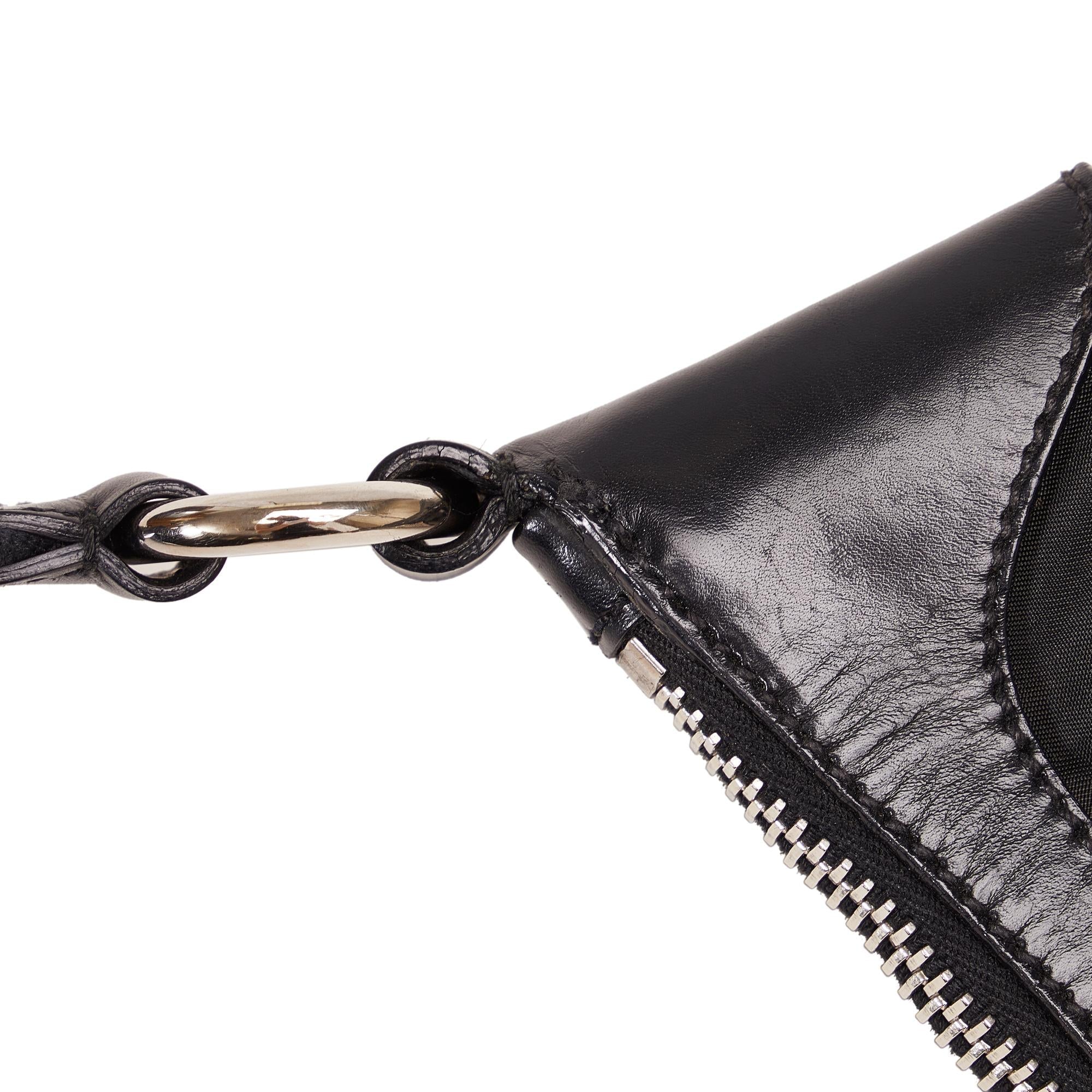 Prada Tessuto Crossbody Bag (SHG-QvCvSO)