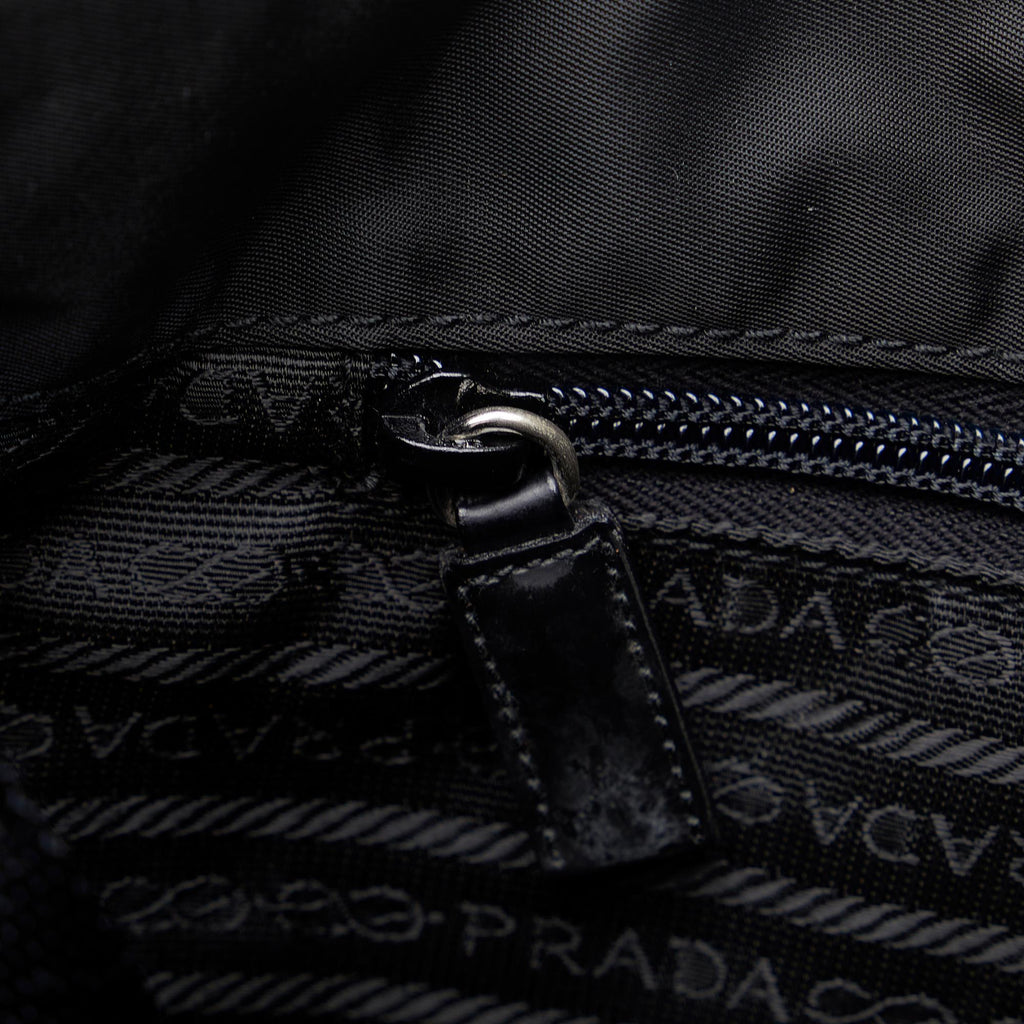 Prada Tessuto Crossbody Bag (SHG-s7b0pZ)