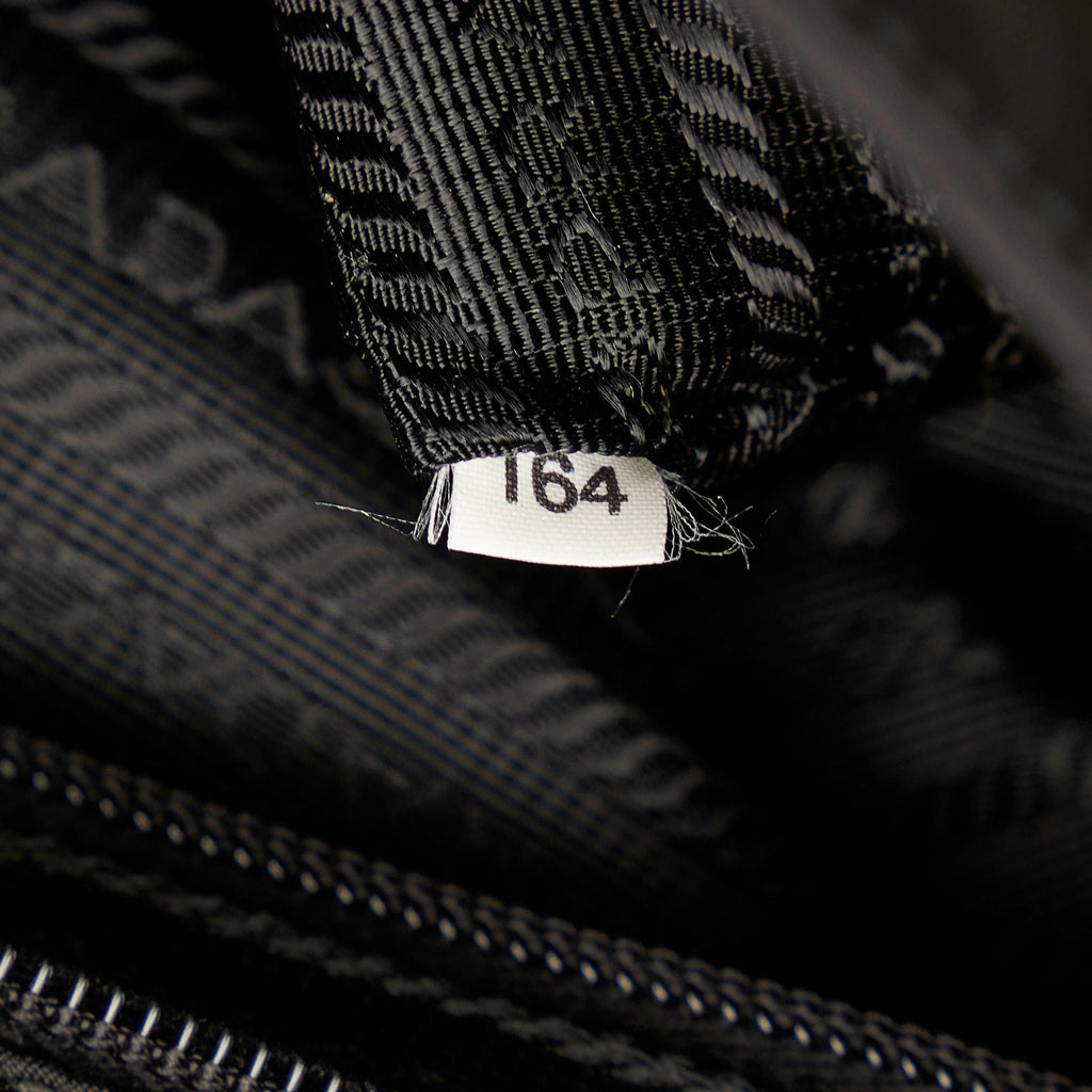 Prada Tessuto Crossbody Bag (SHG-ic7UHA)