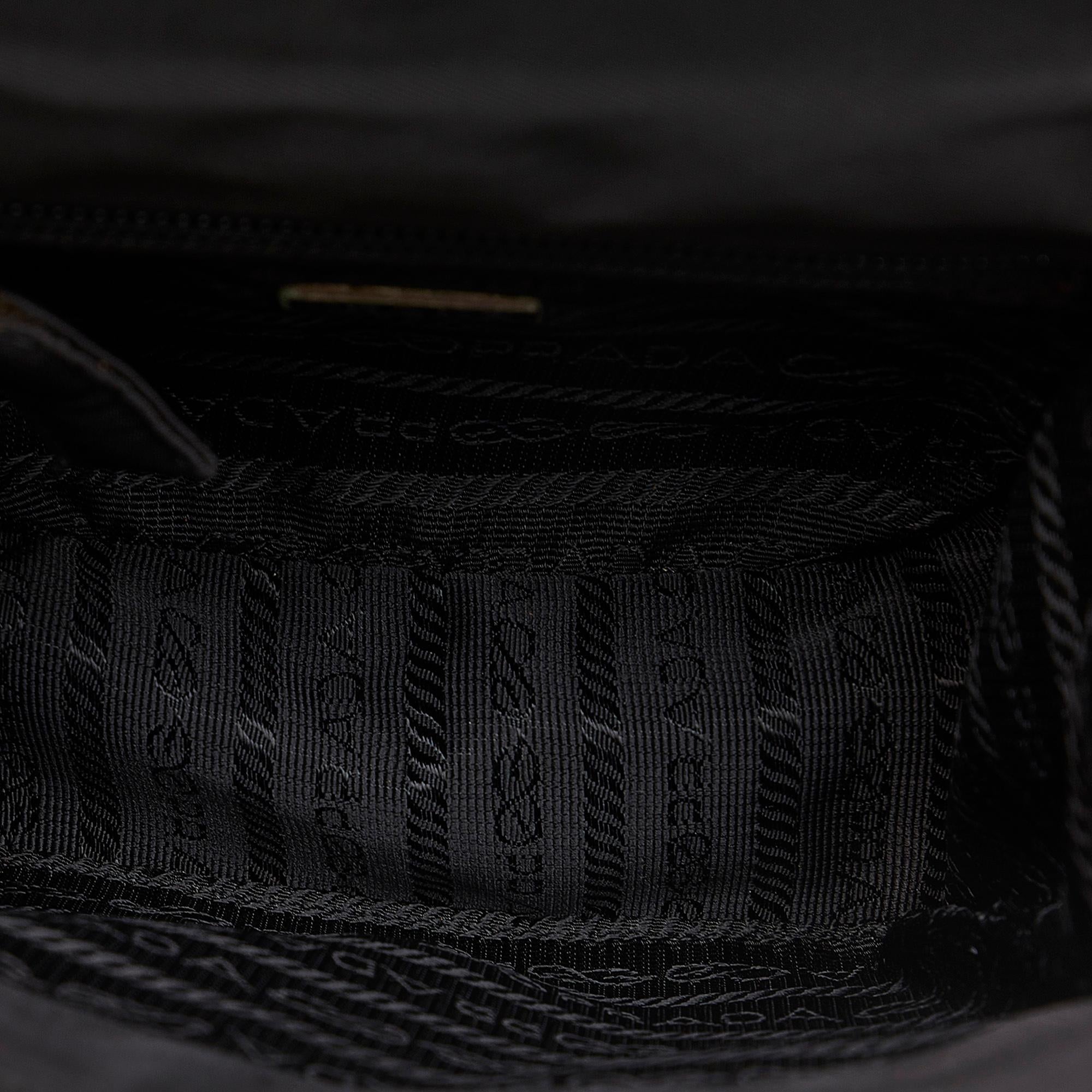 Prada Tessuto Crossbody Bag (SHG-kjFZmW)