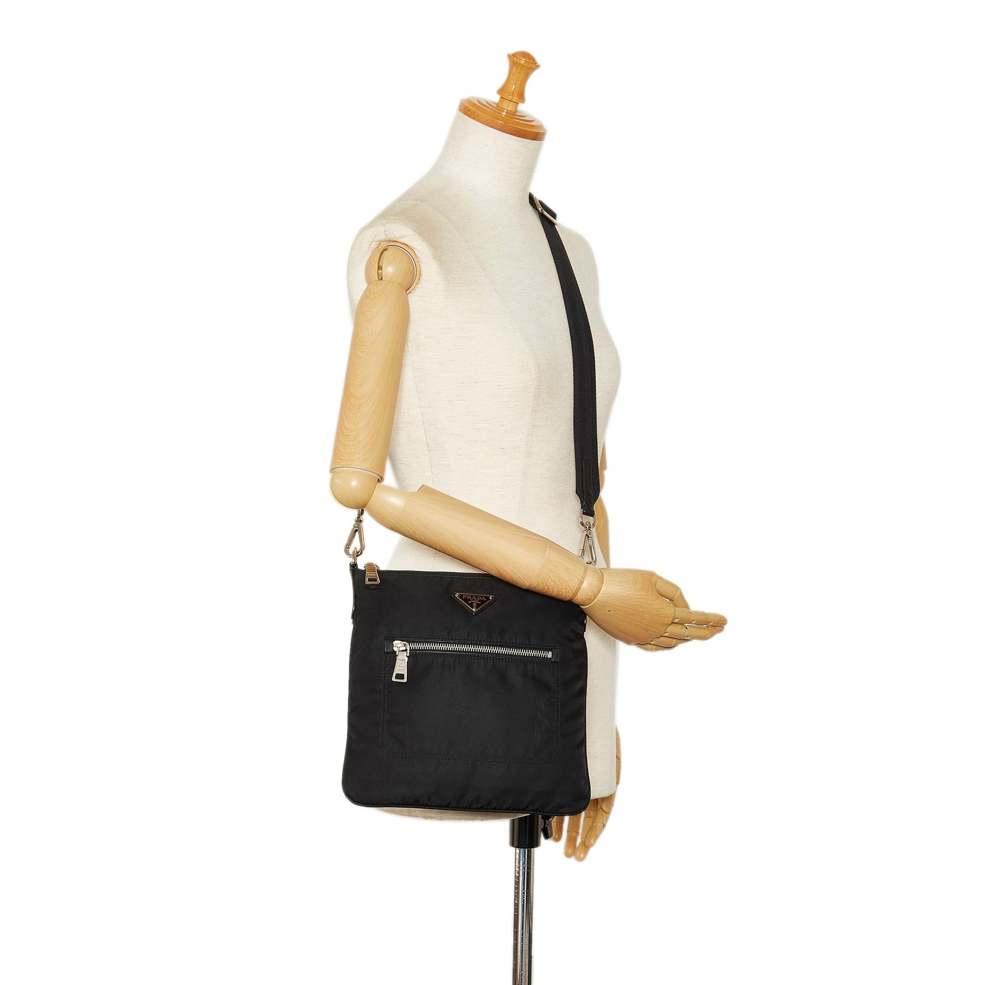 Prada Tessuto Crossbody (SHG-FD4FwM)