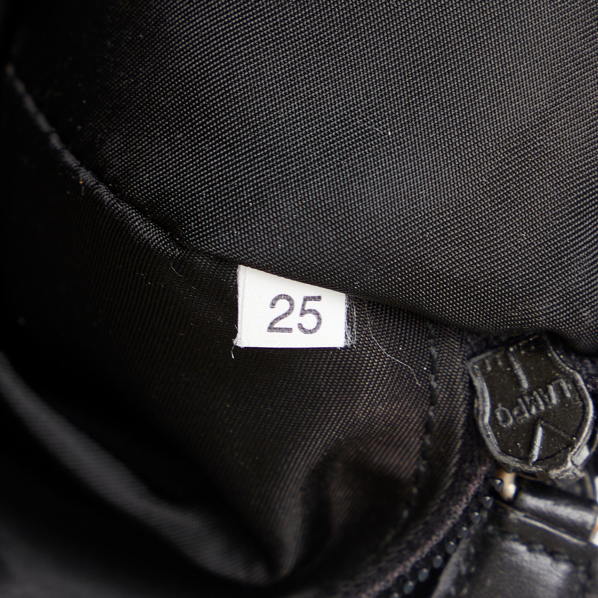Prada Tessuto Crossbody (SHG-jfne6b)