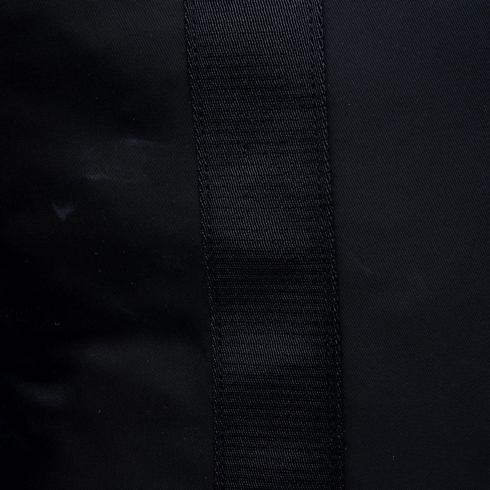 Prada Tessuto Vertical Duffle Bag (SHF-2Gs5Cd)