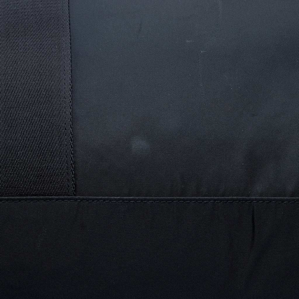 Prada Tessuto Vertical Duffle Bag (SHF-2Gs5Cd)