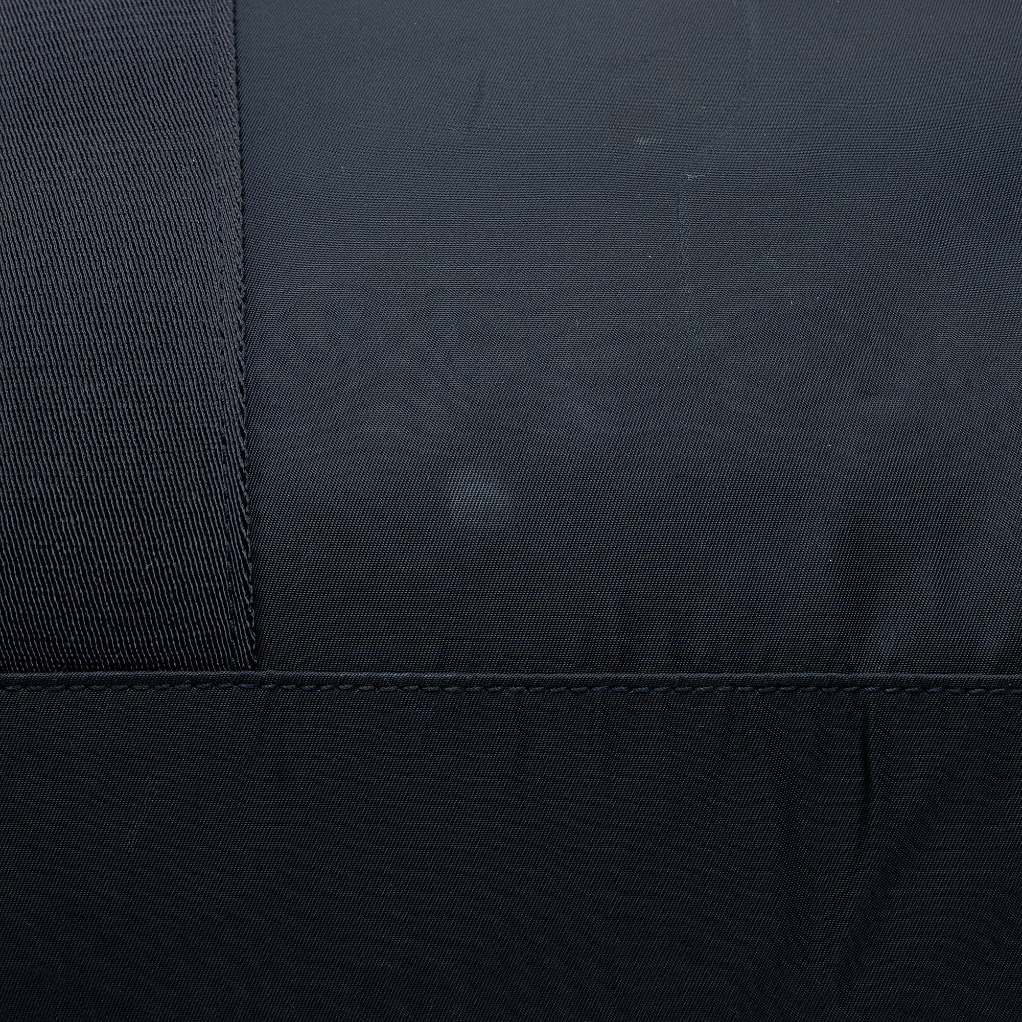 Prada Tessuto Vertical Duffle Bag (SHF-2Gs5Cd)