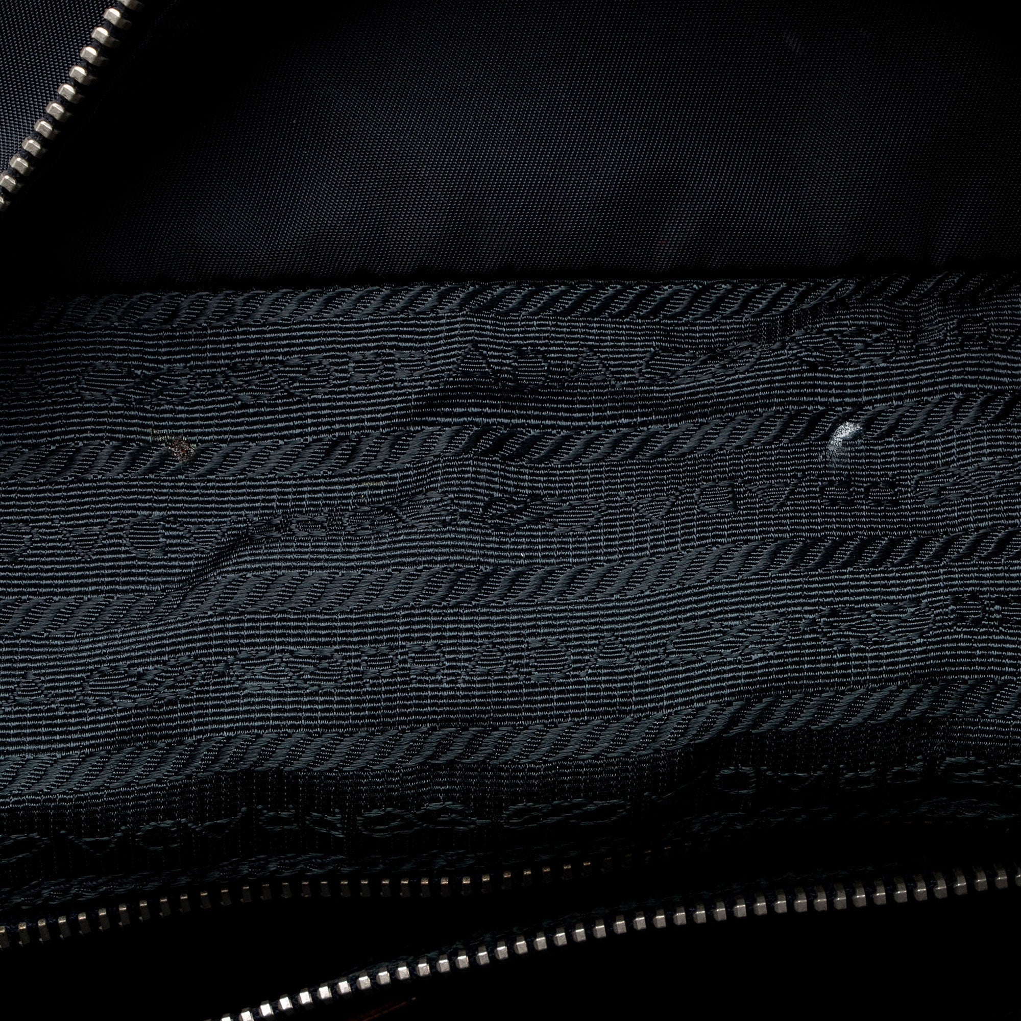 Prada Tessuto Vertical Duffle Bag (SHF-2Gs5Cd)