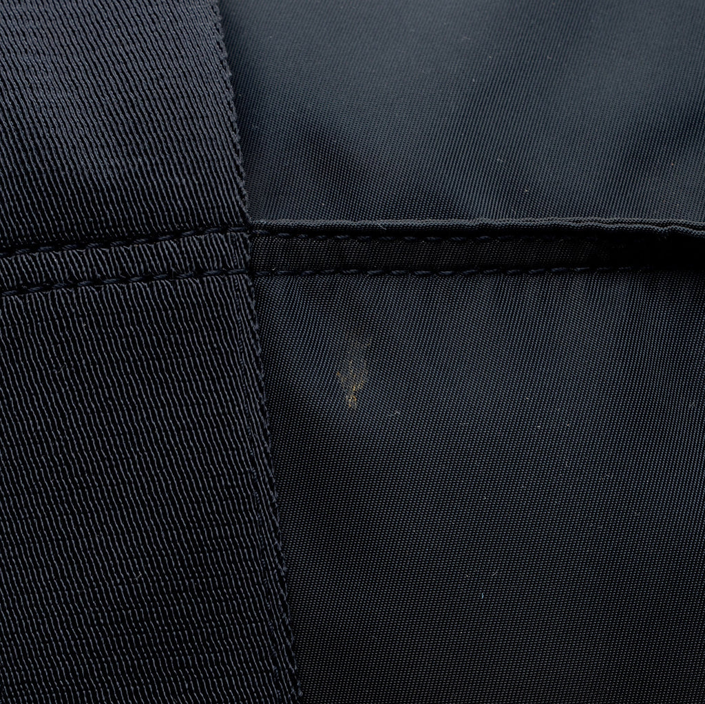 Prada Tessuto Vertical Duffle Bag (SHF-2Gs5Cd)