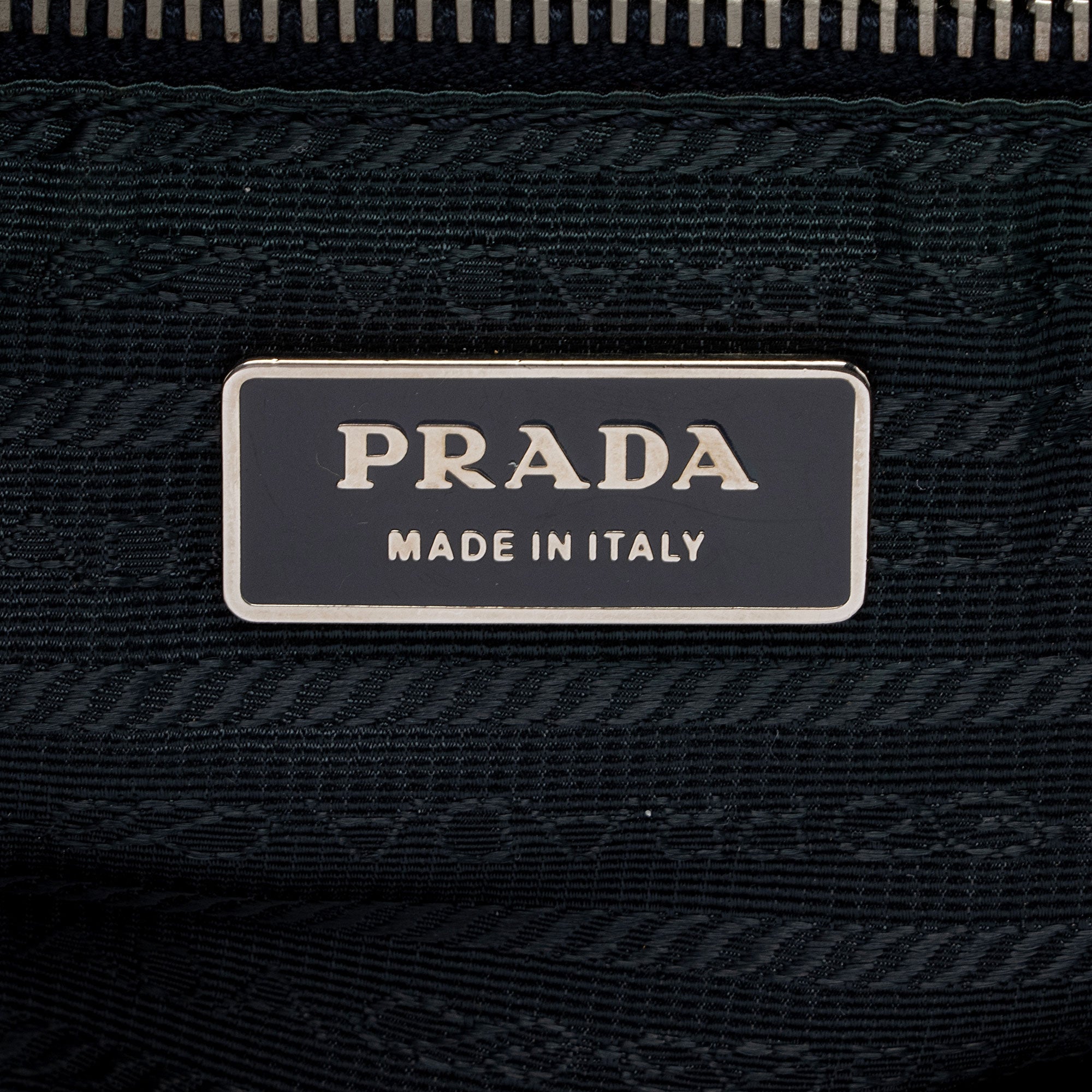 Prada Tessuto Vertical Duffle Bag (SHF-2Gs5Cd)