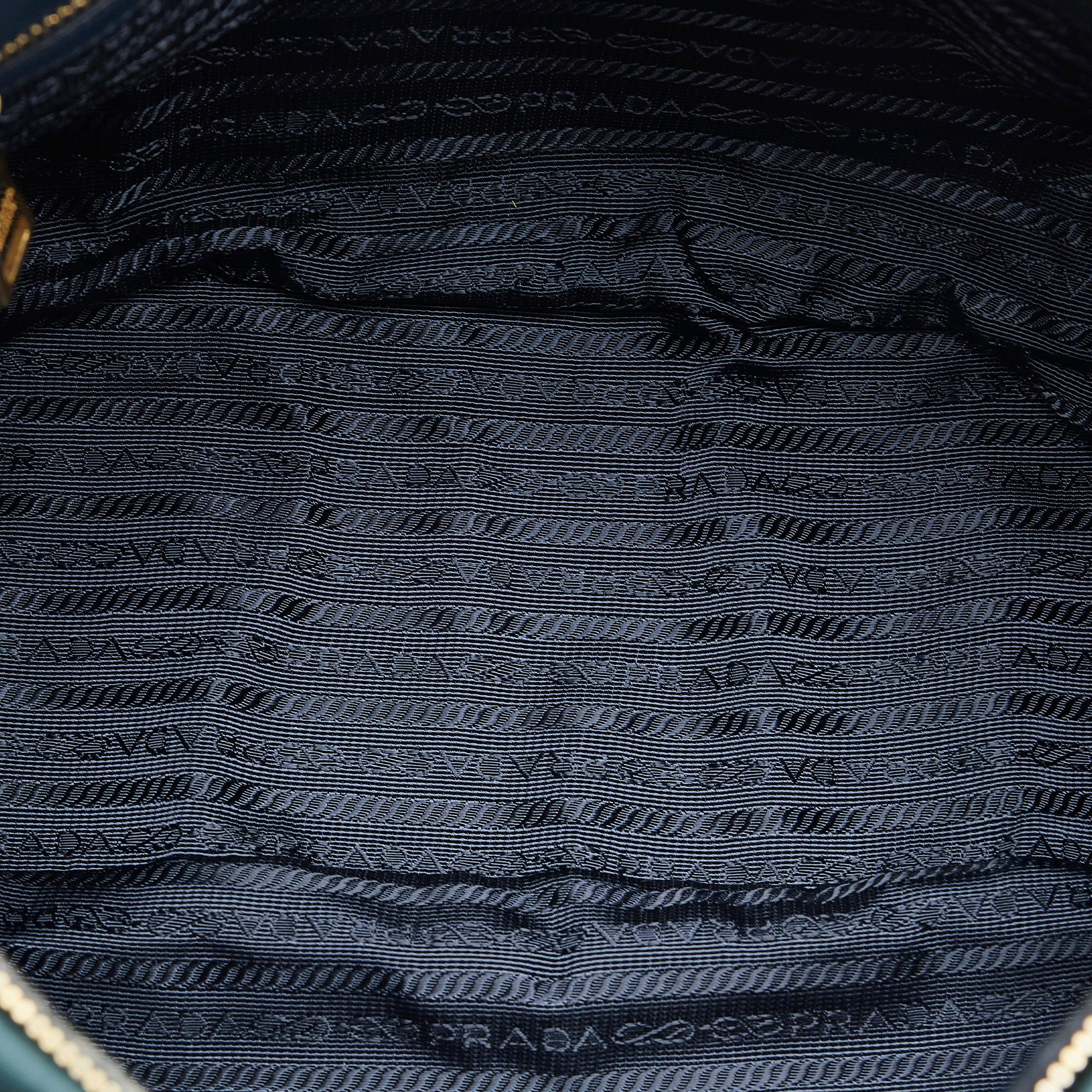 Prada Tessuto Gaufre Satchel (SHG-0R0qvC)