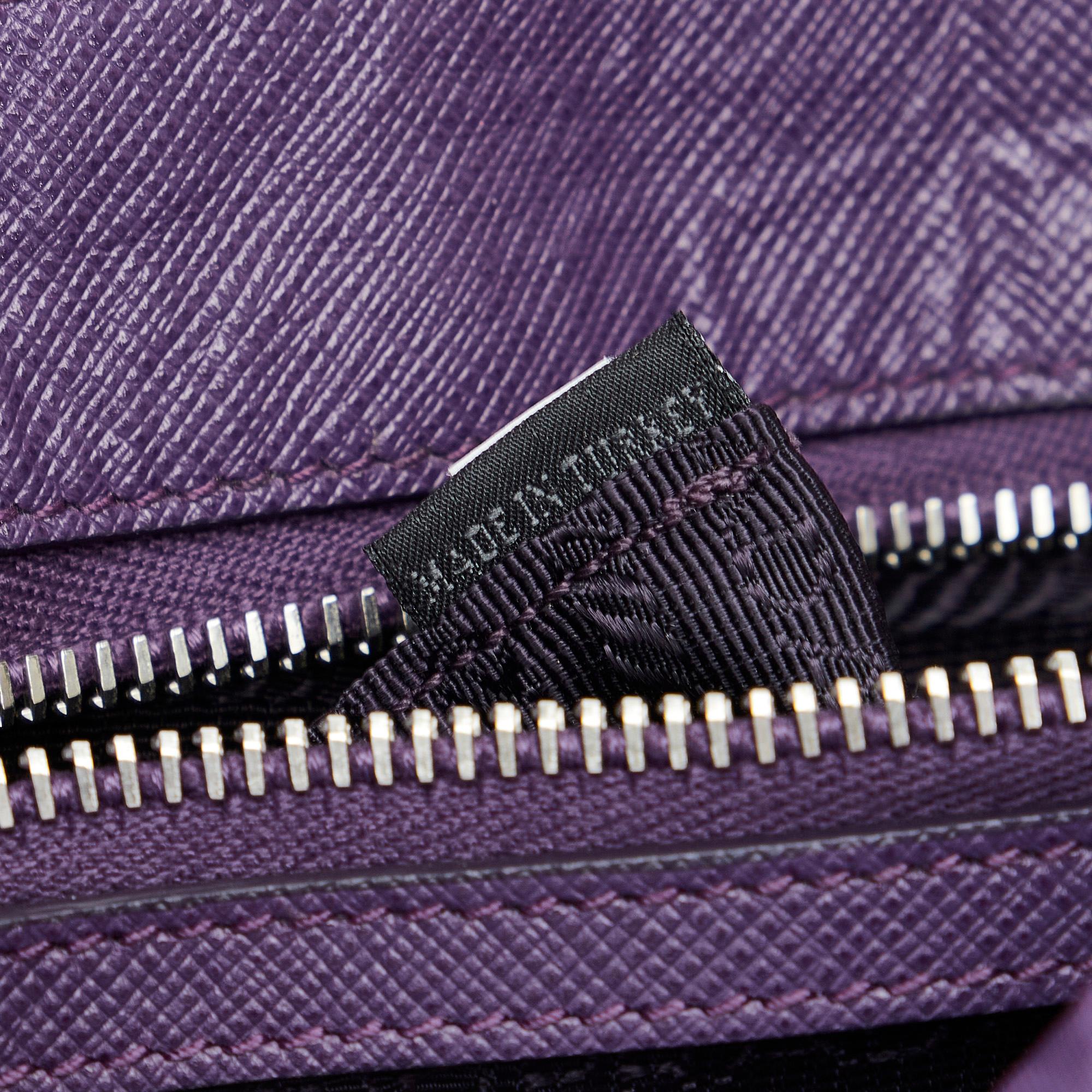 Prada Tessuto Gaufre Shoulder Bag (SHG-nq23s8)