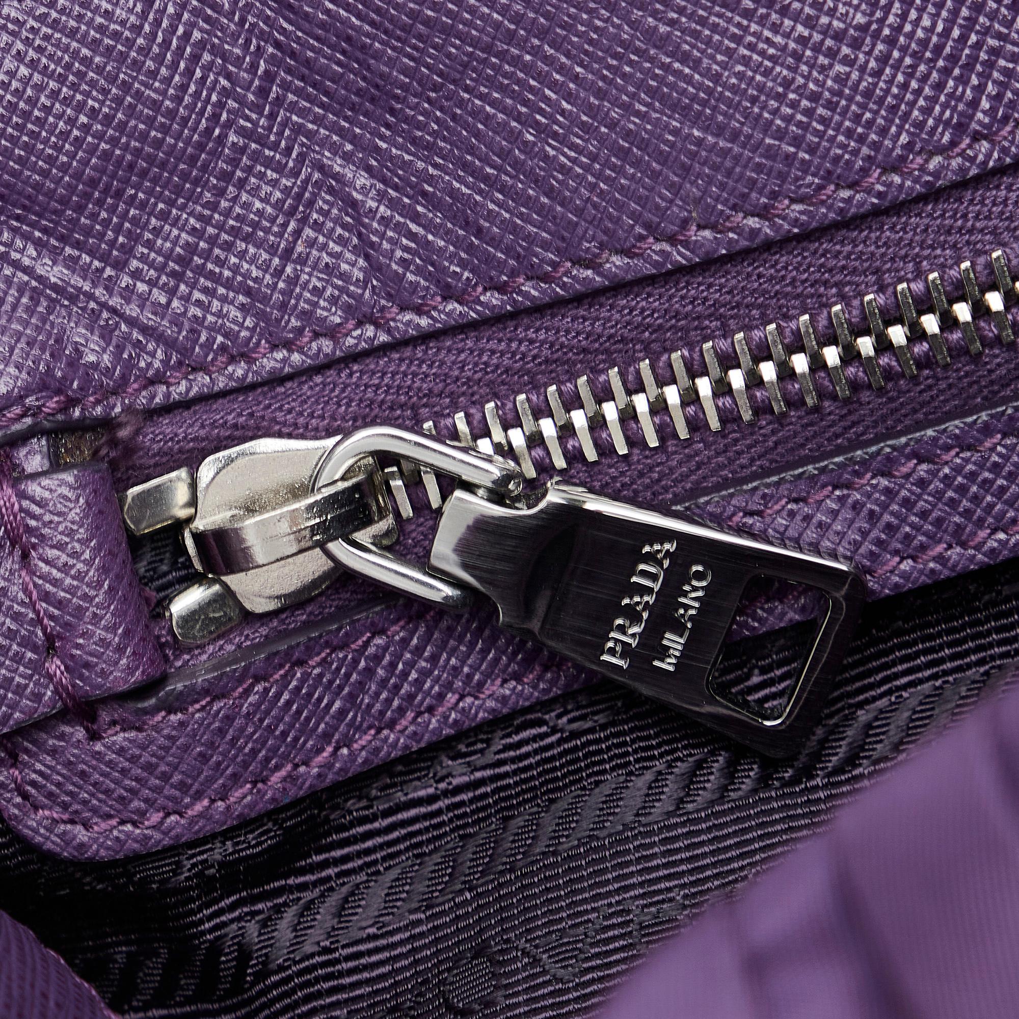 Prada Tessuto Gaufre Shoulder Bag (SHG-nq23s8)