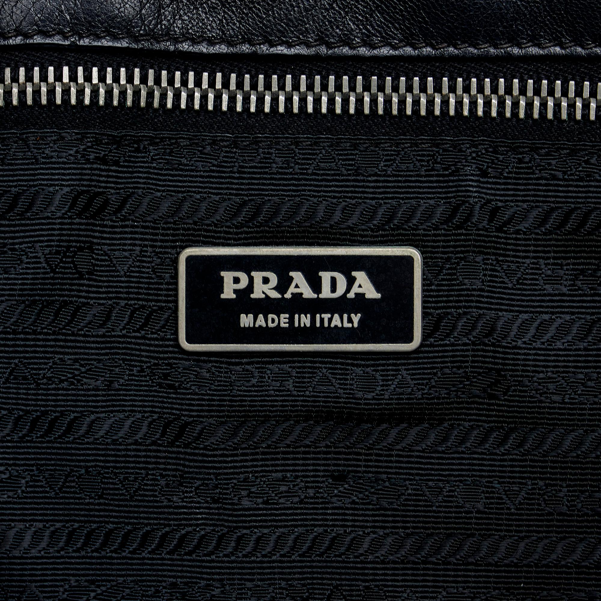 Prada Tessuto Gaufre Tote (SHG-PsvFcc)