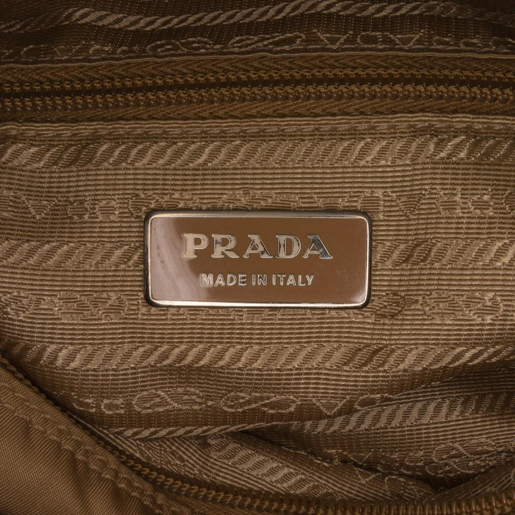 Prada Tessuto Messenger Bag (SHG-sqNt9B)