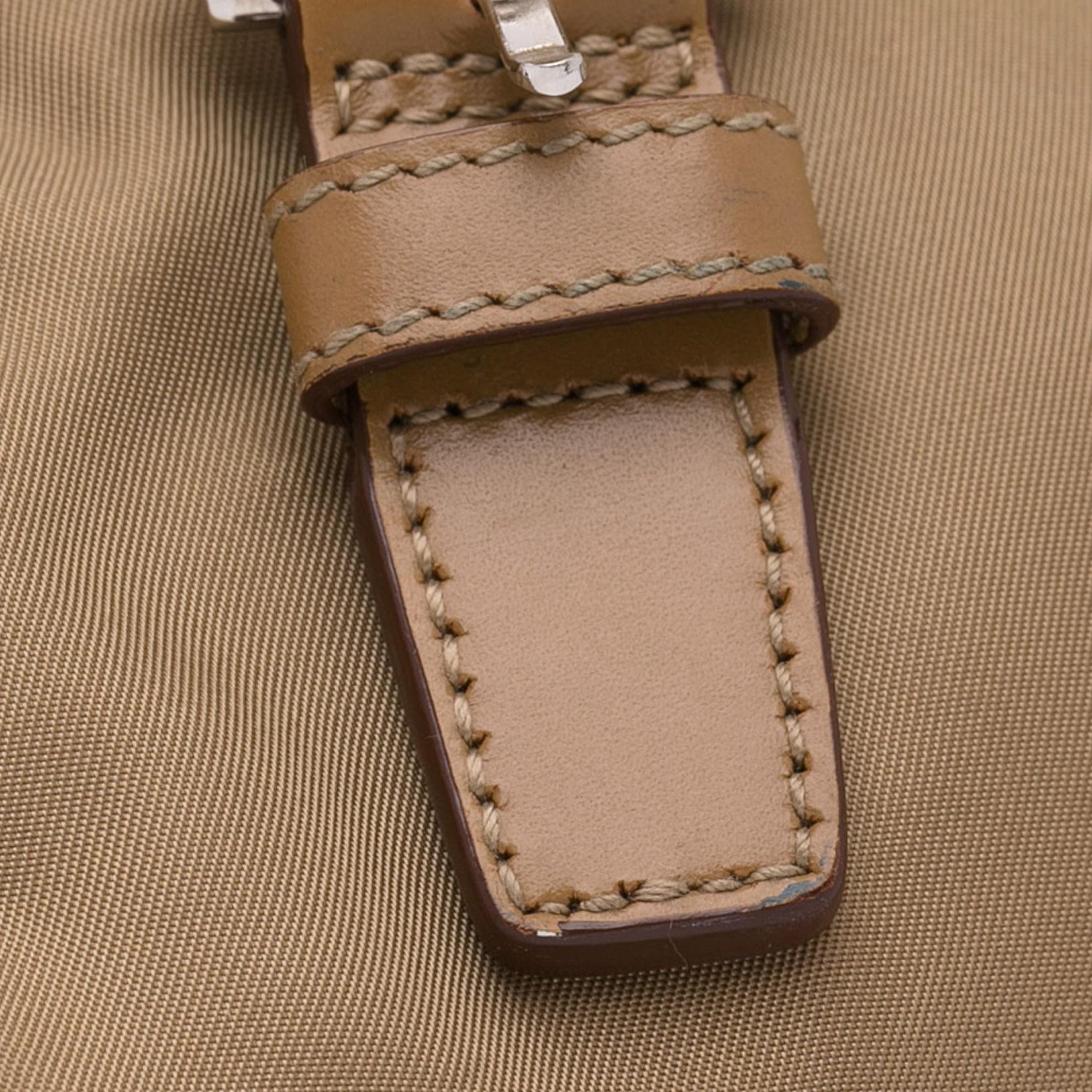 Prada Tessuto Messenger Bag (SHG-sqNt9B)