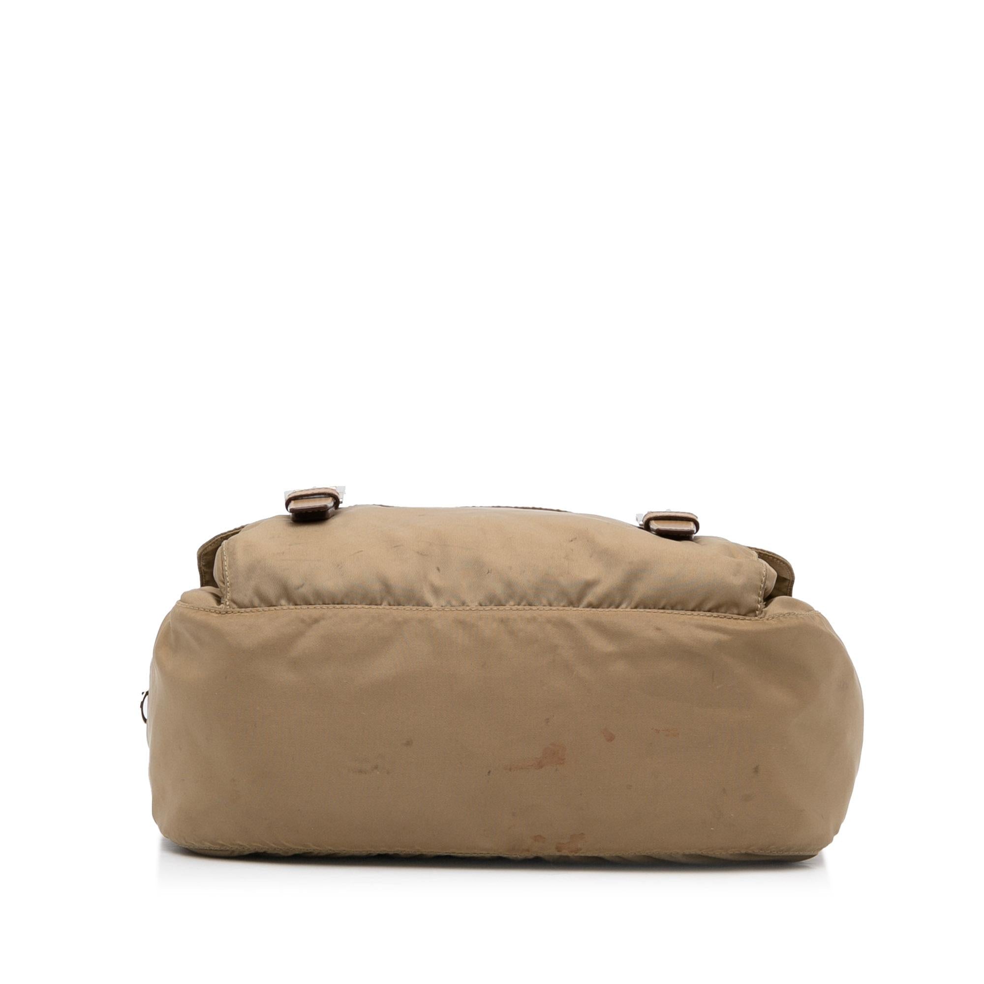 Prada Tessuto Messenger Bag (SHG-sqNt9B)