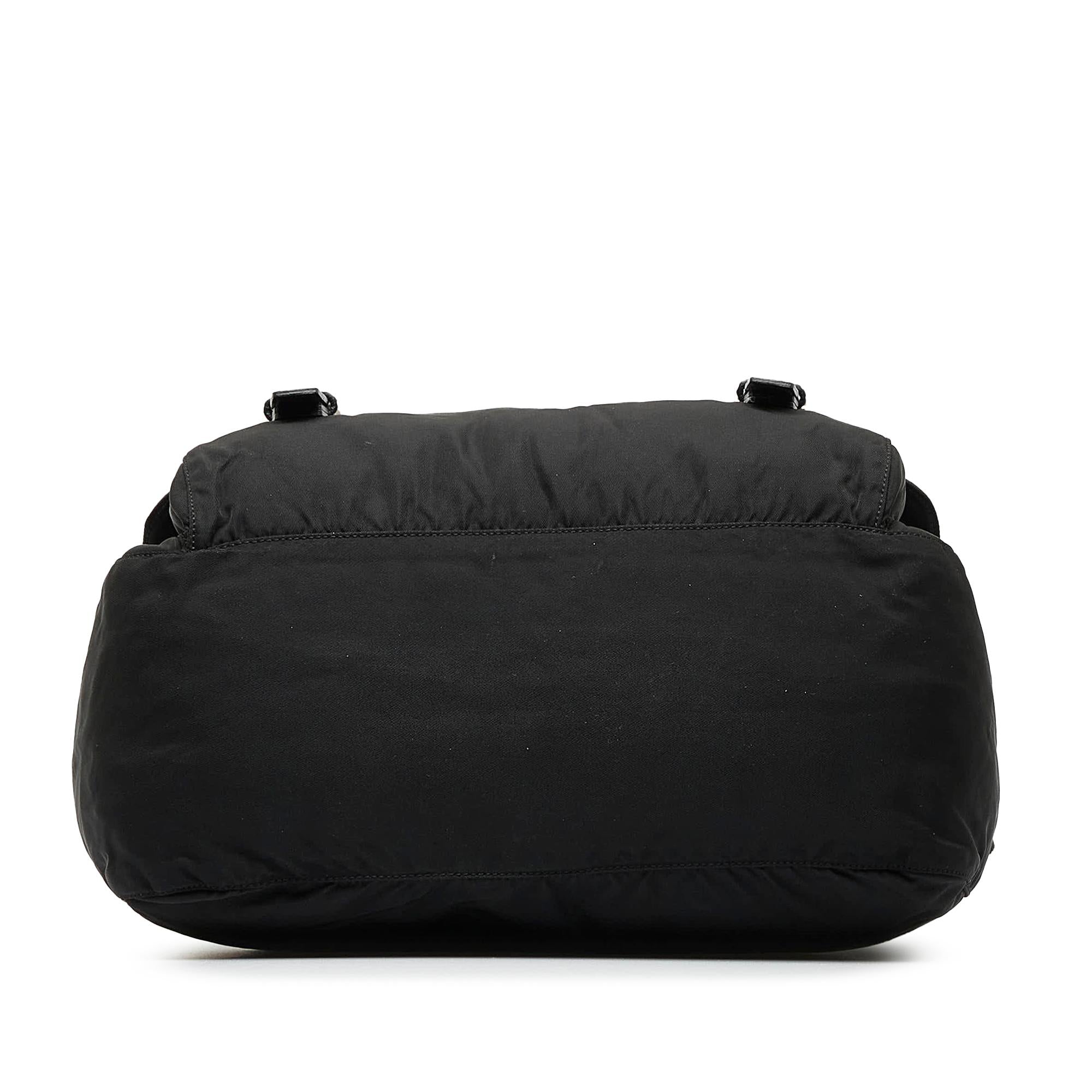 Prada Tessuto Messenger Bag (SHG-UPZdHj)
