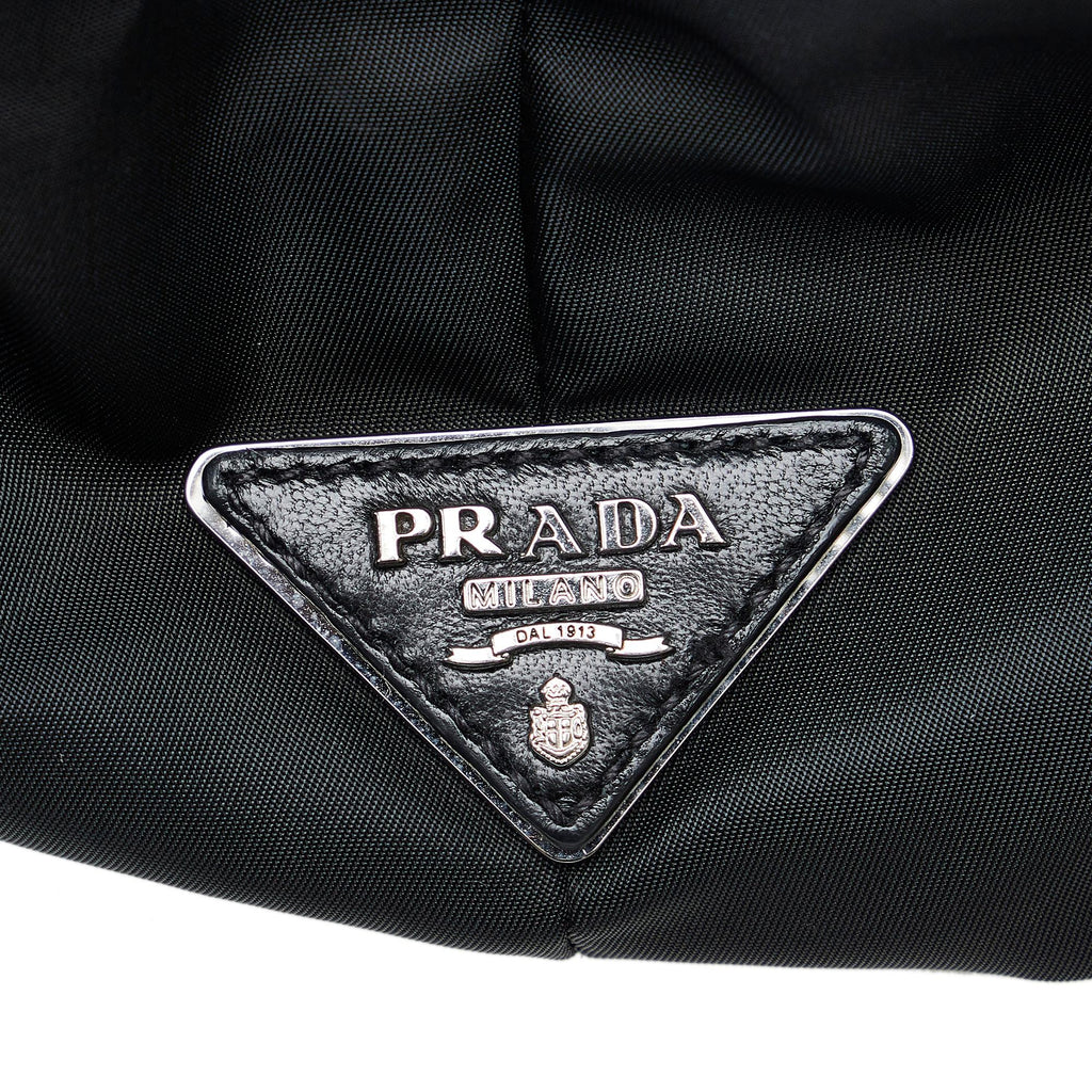 Prada Tessuto Reversible Tote (SHG-IikEb9)