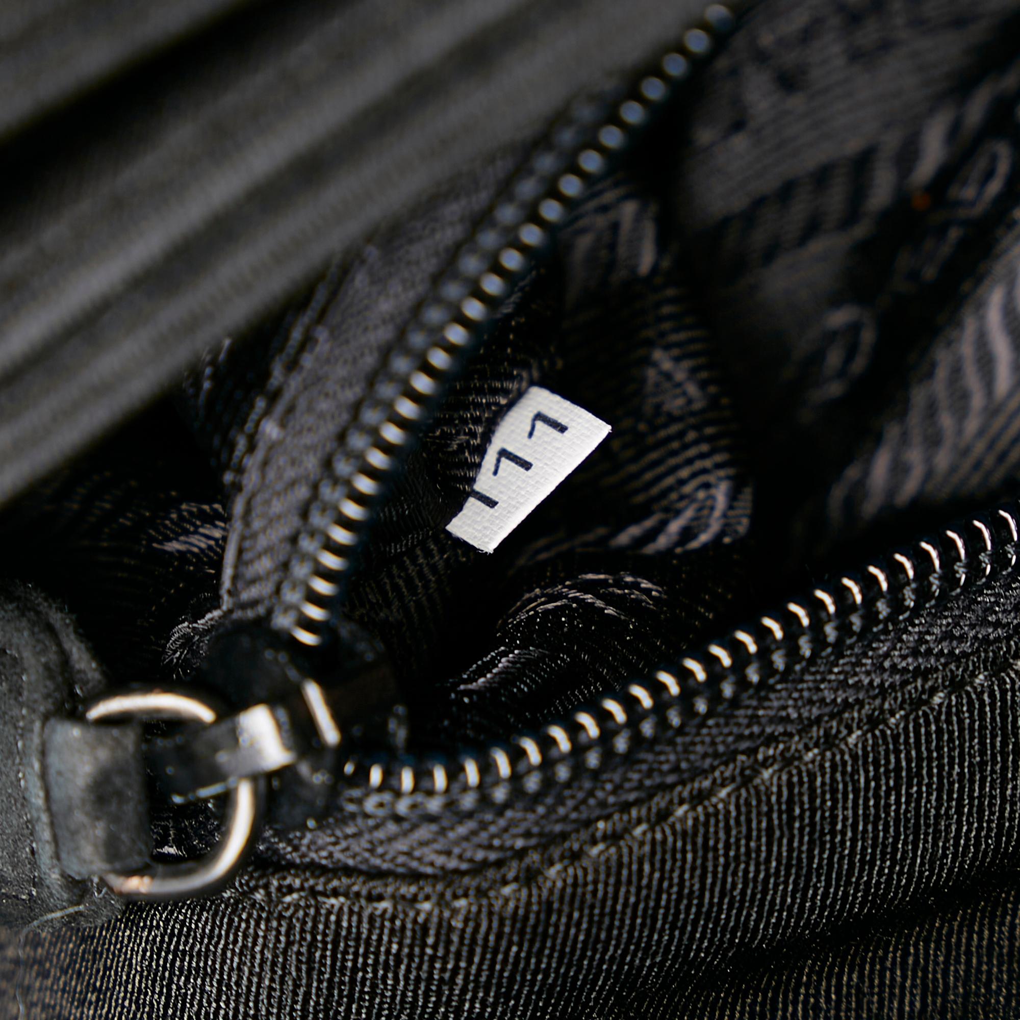 Prada Tessuto Shoulder Bag (SHG-36087)