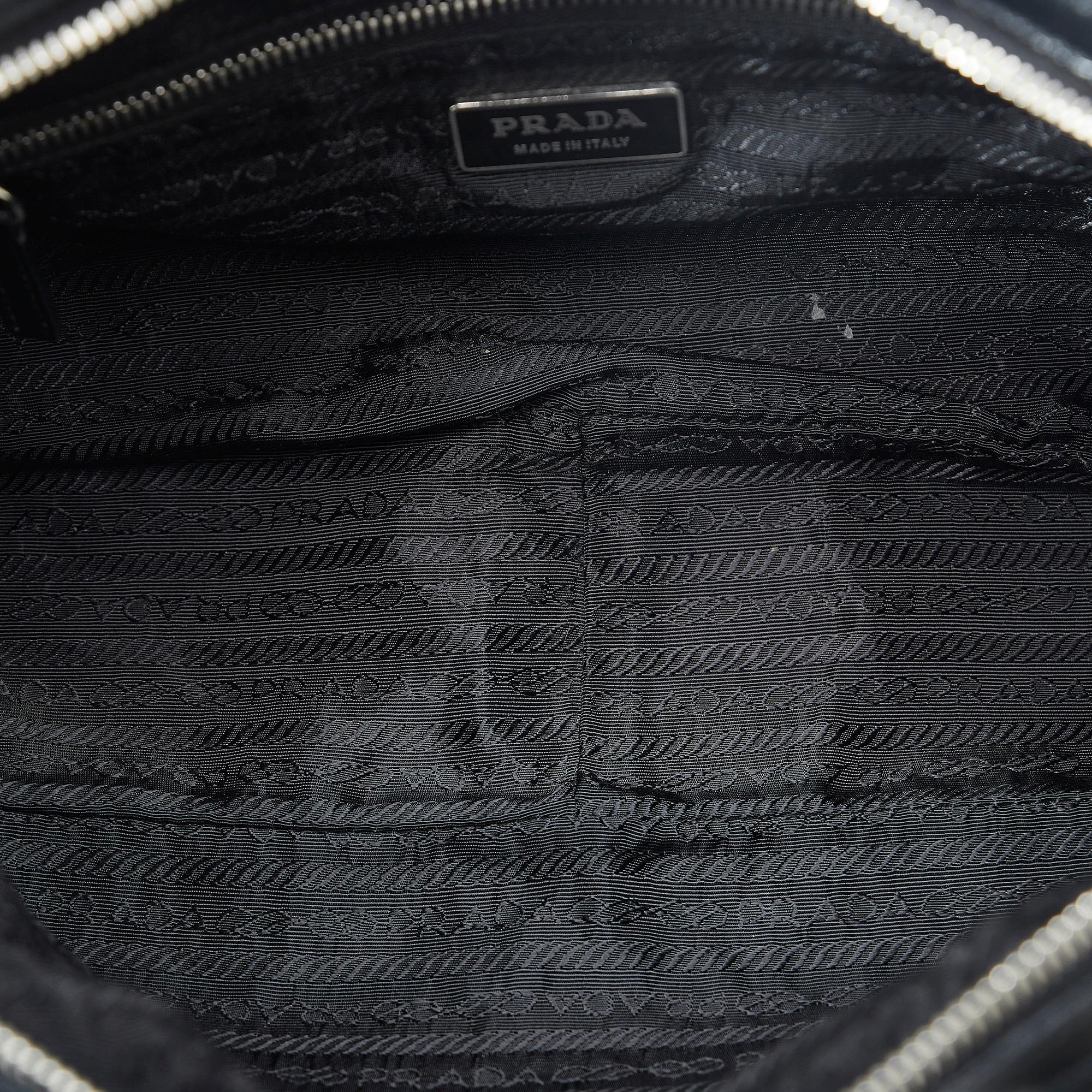 Prada Tessuto Shoulder Bag (SHG-G3rC3l)